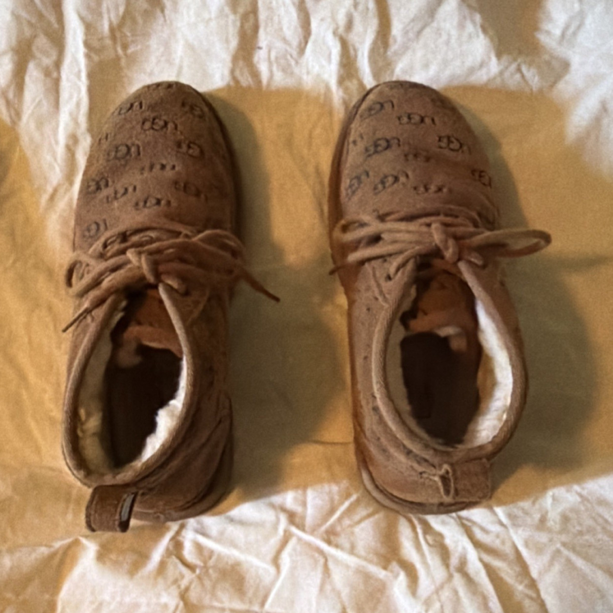 UGG Women’s Brown Suede Lace-Up Fur Lined Logo Ankle Bootie Casual Boots Size 9