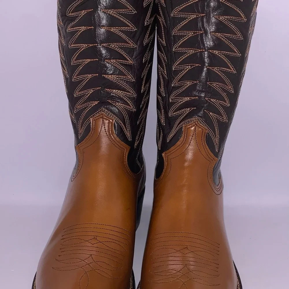 Justin Cowboy boots for women size 7 NEW in Box