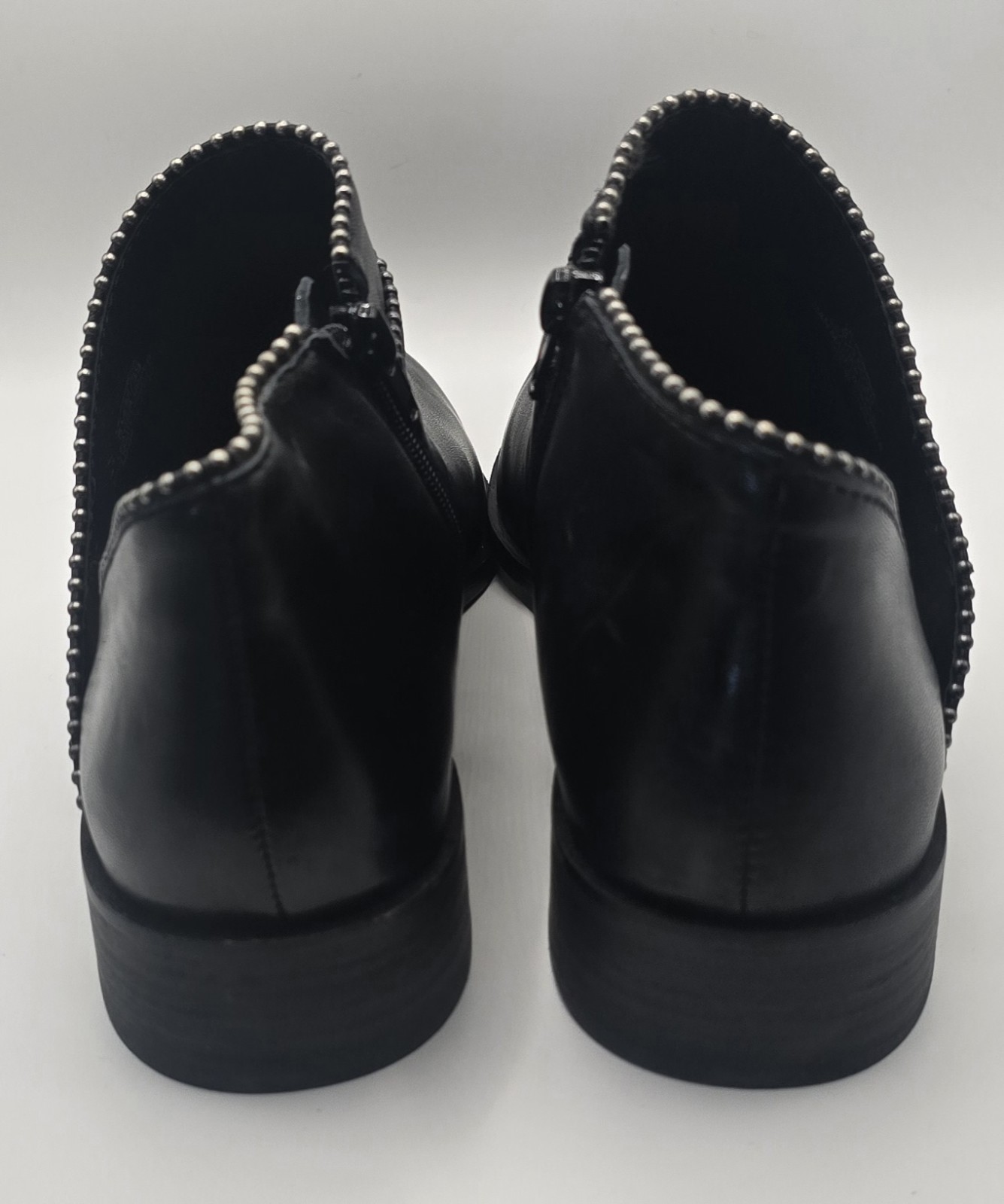 Lucky Brand Black Leather Studded Ankle Booties Zip Almond Toe Womens 8.5