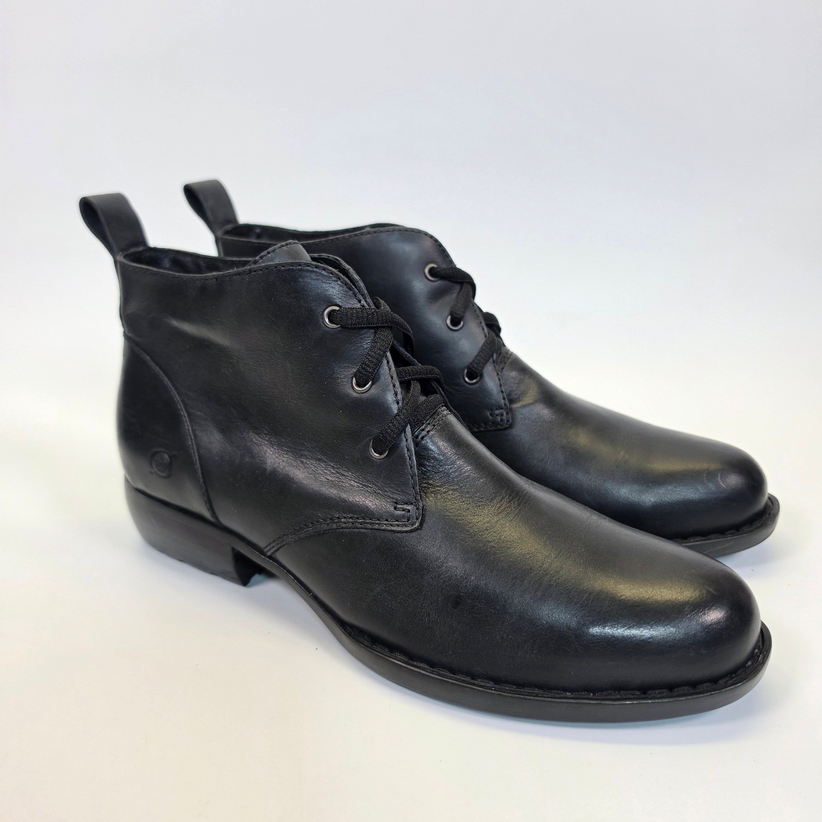 Born Lincoln Chukka Boots Women’s 8.5 Black Leather Lace Up Ankle Sleek Business