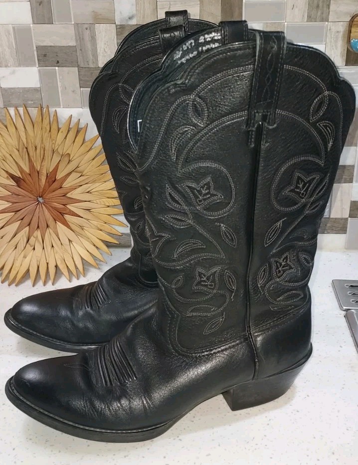Ariat Heritage Western R Toe Black Leather Cowboy Boots Women’s Style Size 8B