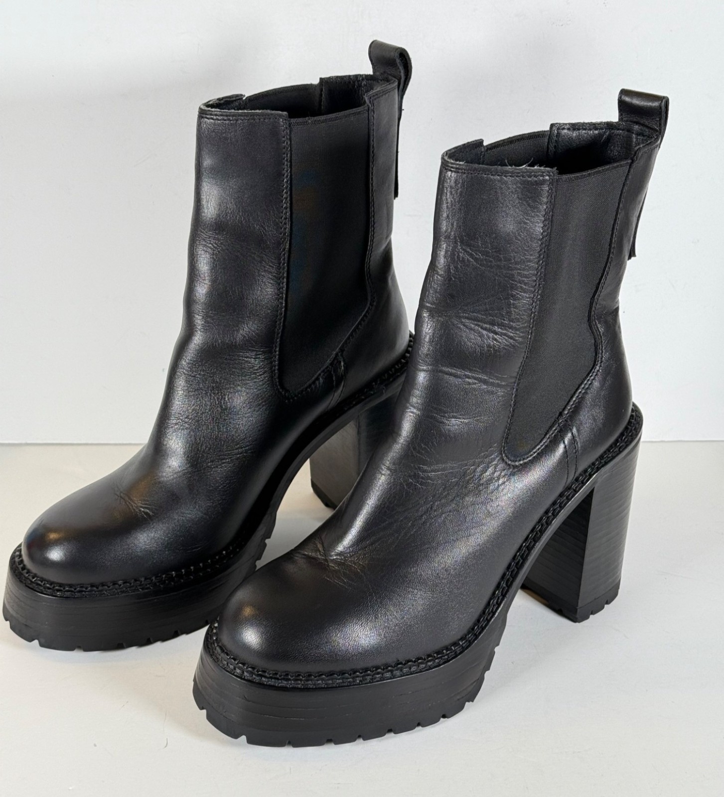 AQUA Rouge Platform Women’s Pull On Leather Boots Size 9 Black