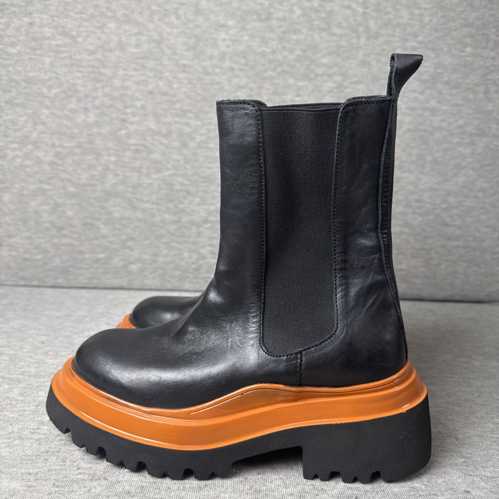 STEVE MADDEN Buxton Black Leather /Orange Lug Sole Boot Size 36 US Sz 6