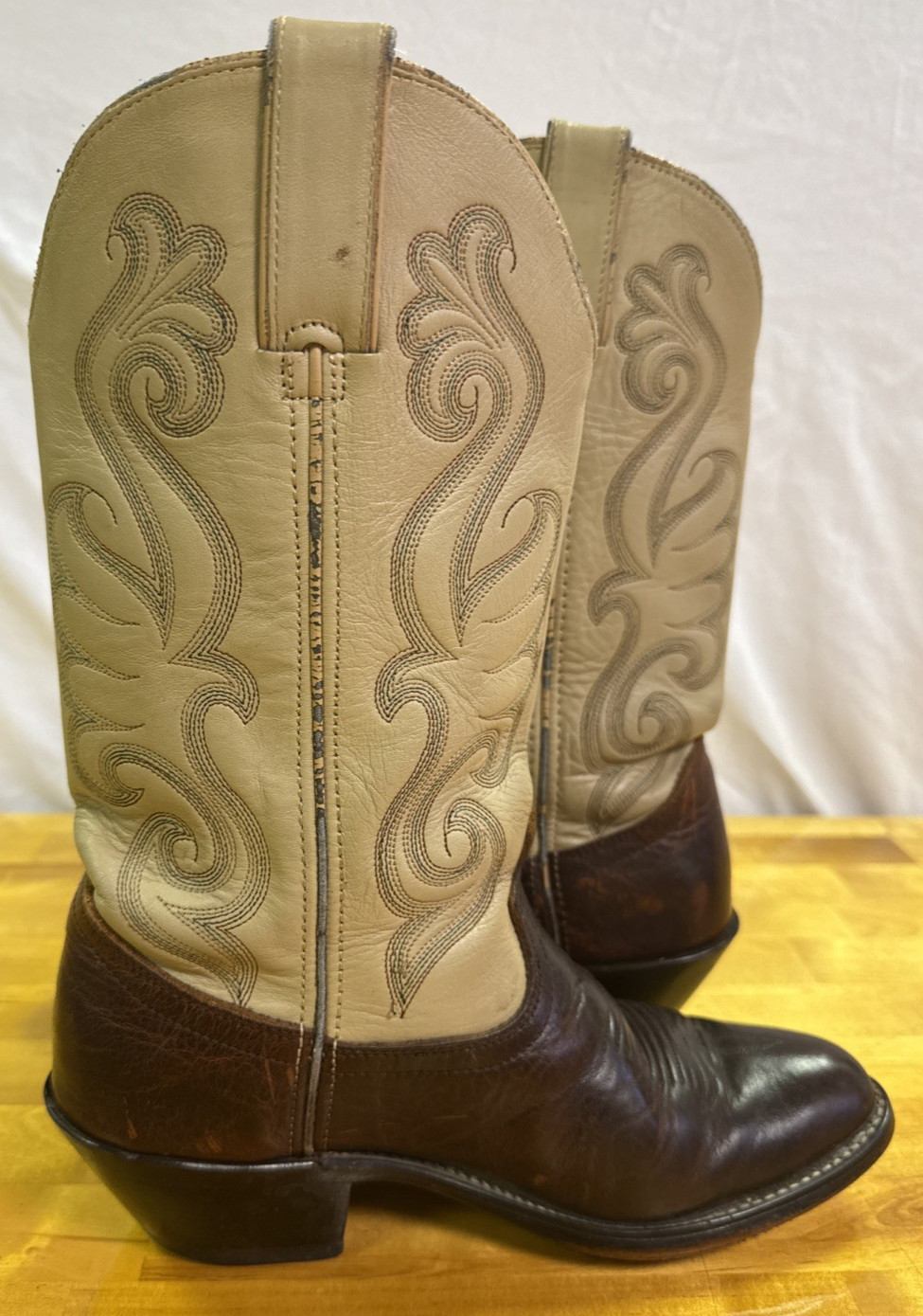 Durango Boots Woman Size 6 1/2 M Leather Upper Western Brown/Beige 17792W in GC