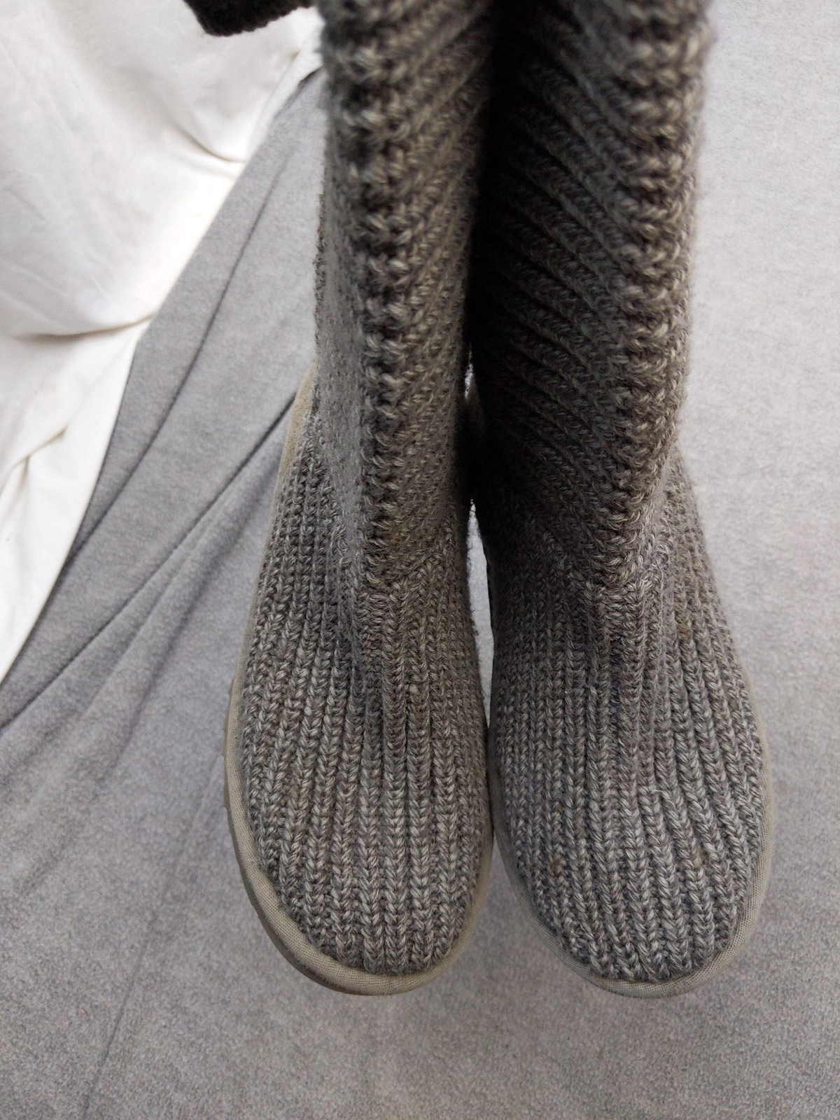 UGG Australia Boots Womens Size 7 Gray Classic Cardy Knit Button Sheepskin 5819
