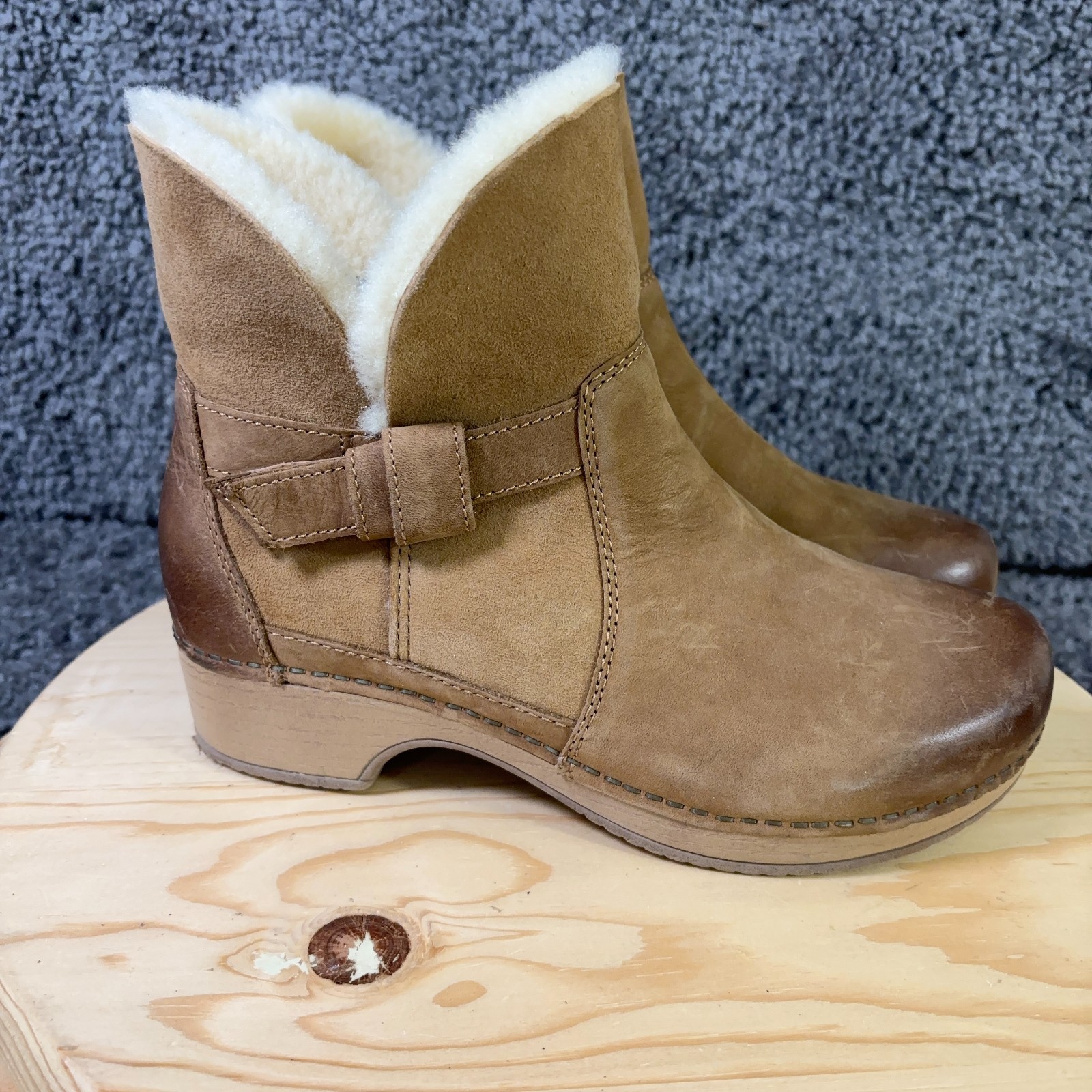 Dansko Bessie Boots Womens Size 8.5 Brown Leather Suede Shearling Lined Ankle