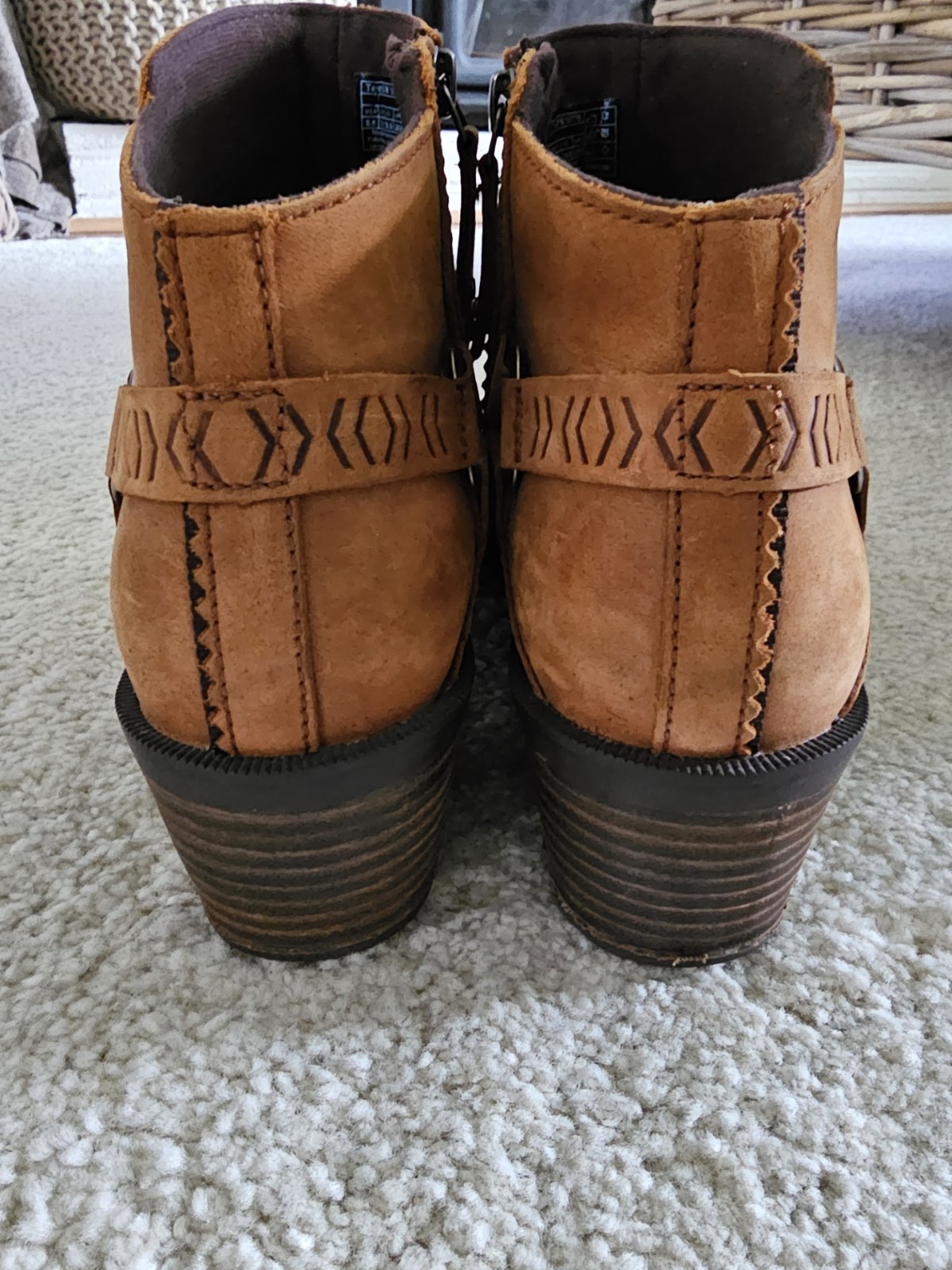 Women’s Teva Foxy Nubuck Leather Ankle Boot Caramel Size 8.5 Side Zip