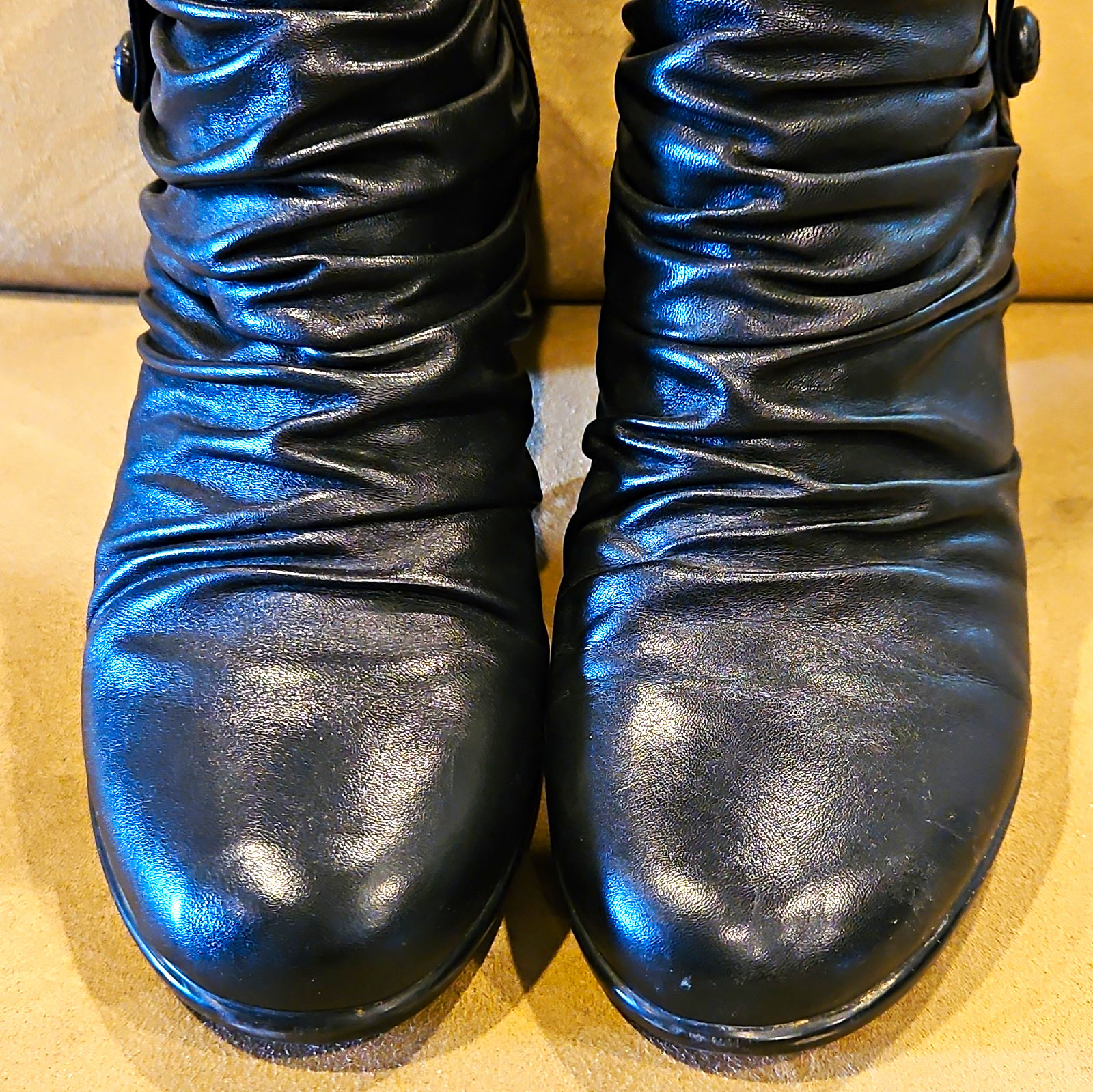 Dansko Women’s Black Leather Ankle Boots Side Zip Round Toe Comfort 11.5/42