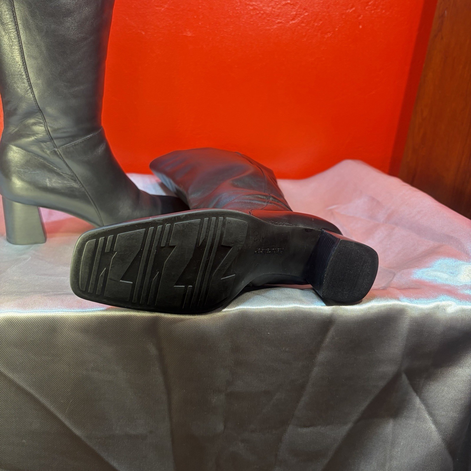 NATURALIZER Women Boots Leather Upper BRASIL Size 5M