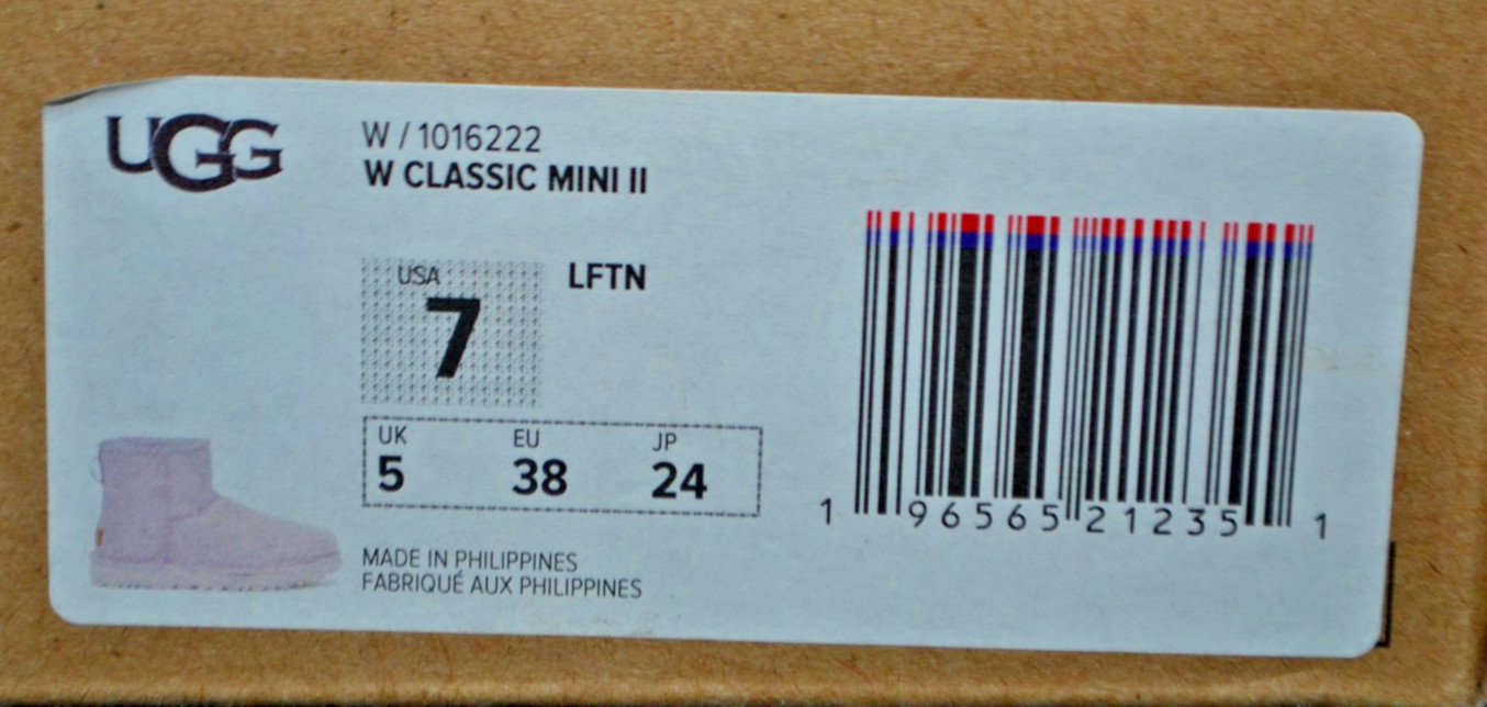 UGG Classic Mini II Boots Women’s Size 7 Pink Suede Shearling NIB