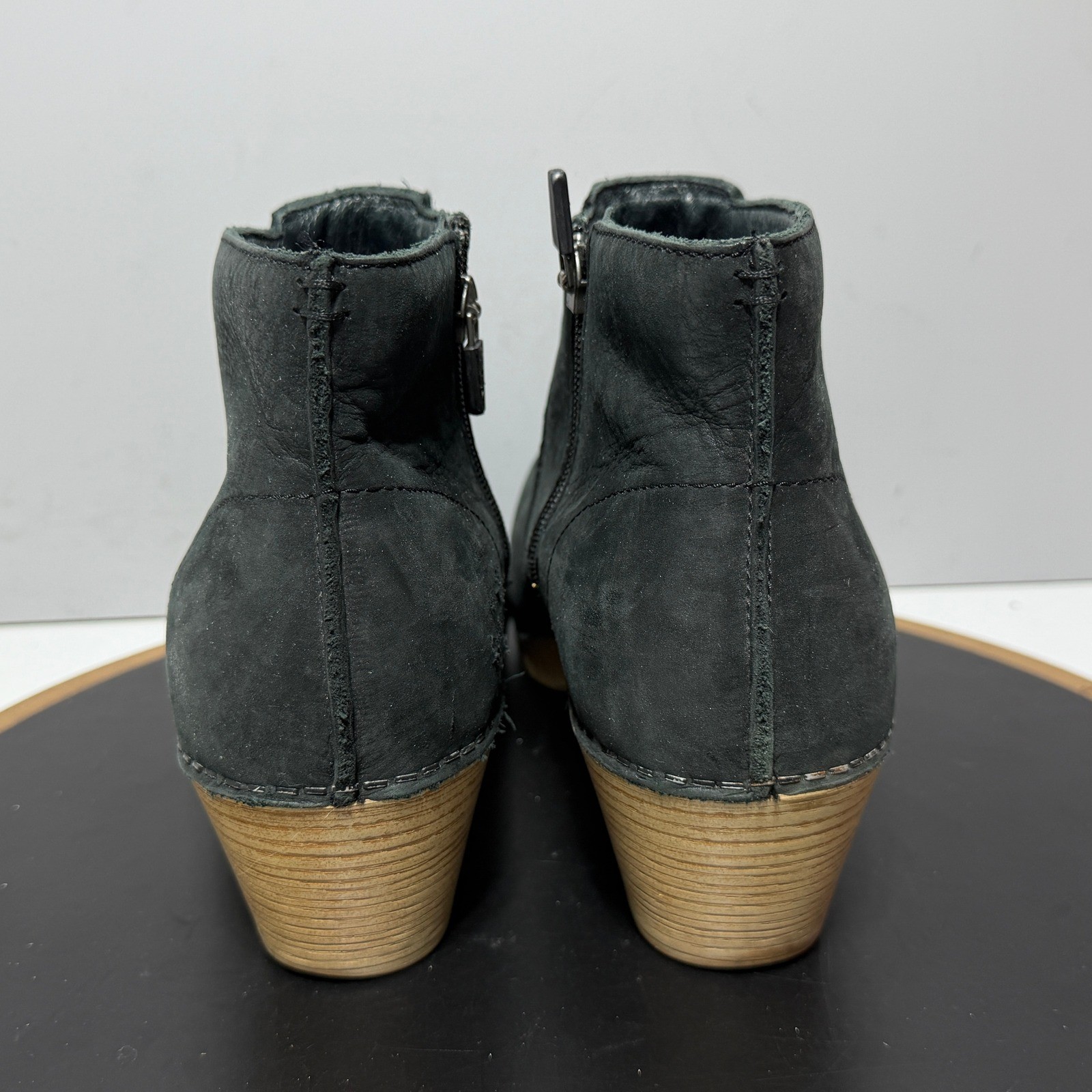 Dansko Maria Ankle Boots Women Size 40 Leather Block Heel Black Minimalist Clogs