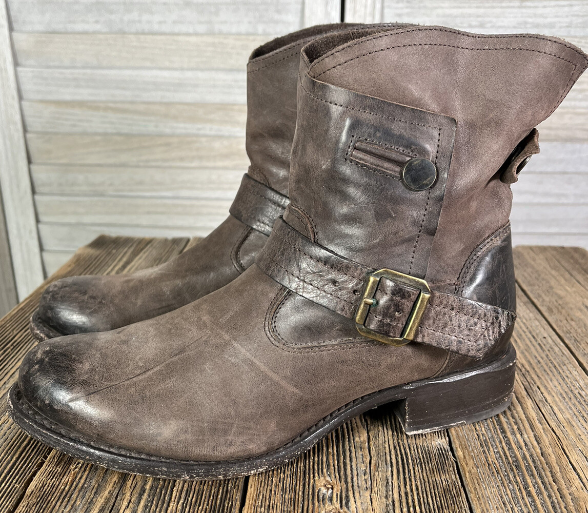 Sonora Grace Women’s 9.5B Short Brown Leather Boots w/ Buckle