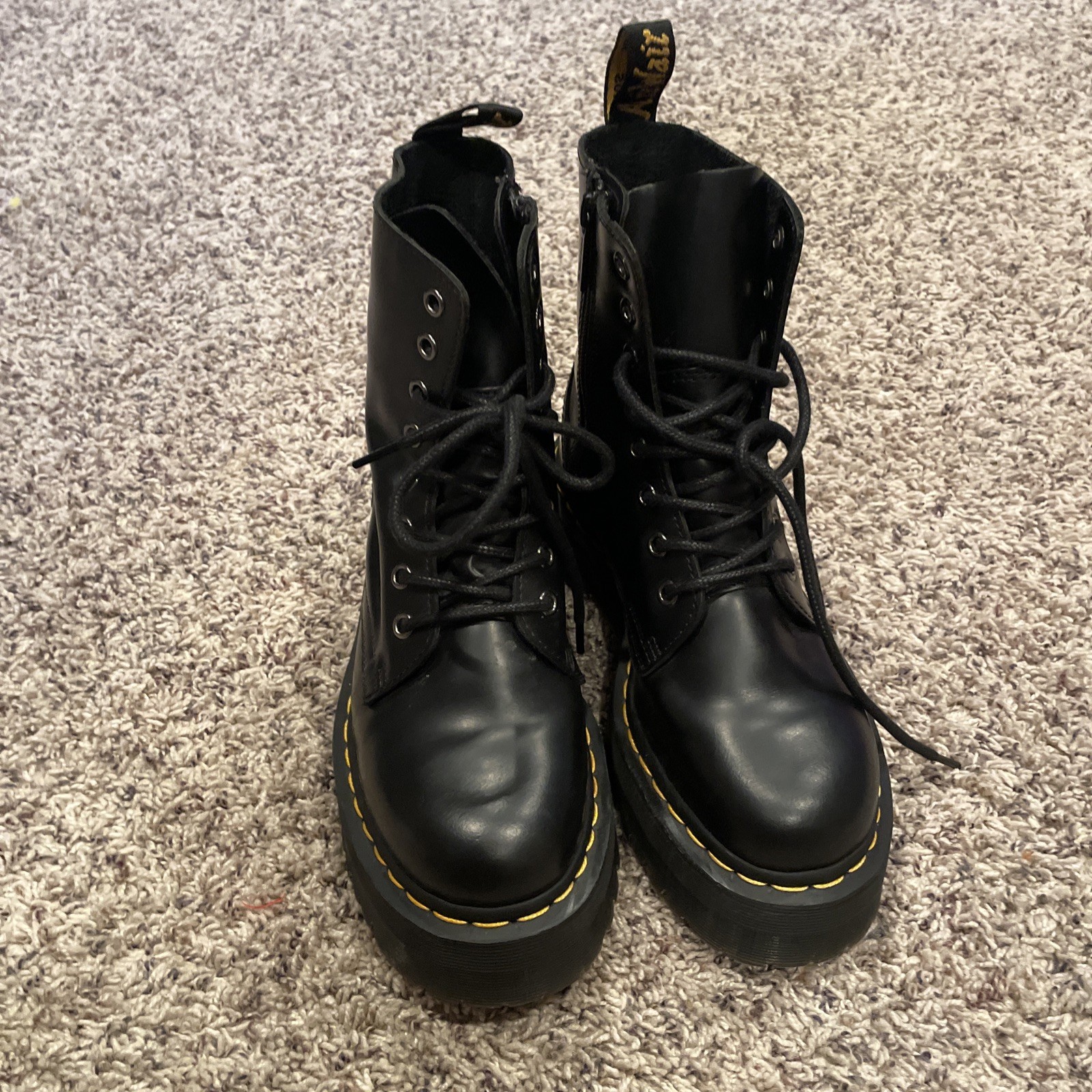 Dr. Martins Jadon Smooth Leather Platform Boots Black-Size Unisex Women 7/Men 6