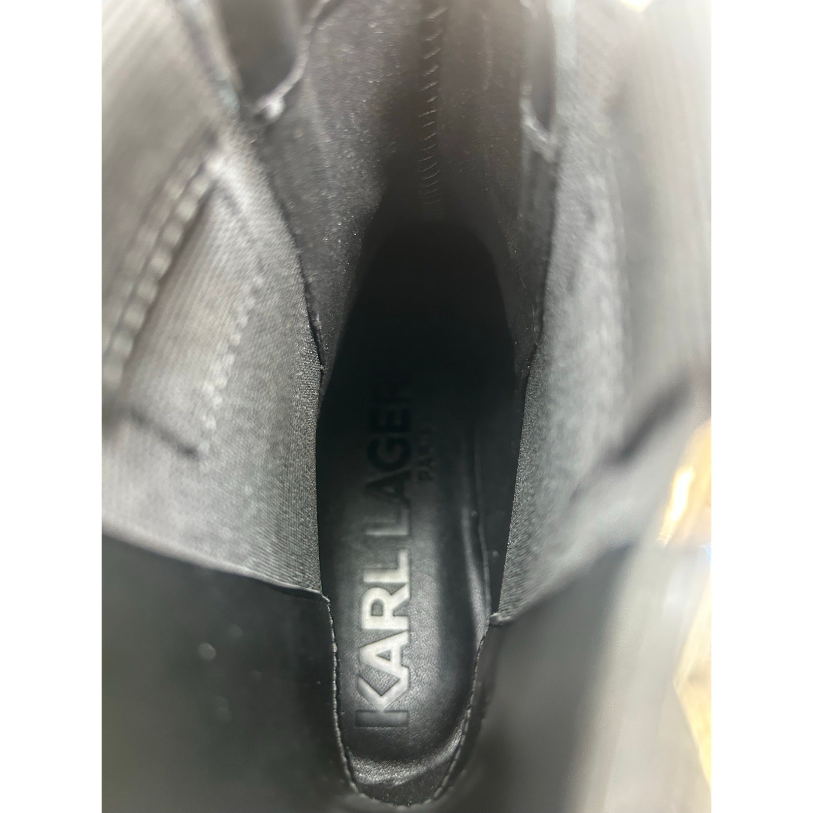 Karl Lagerfeld Paris Londyn Chelsea Boot — Black