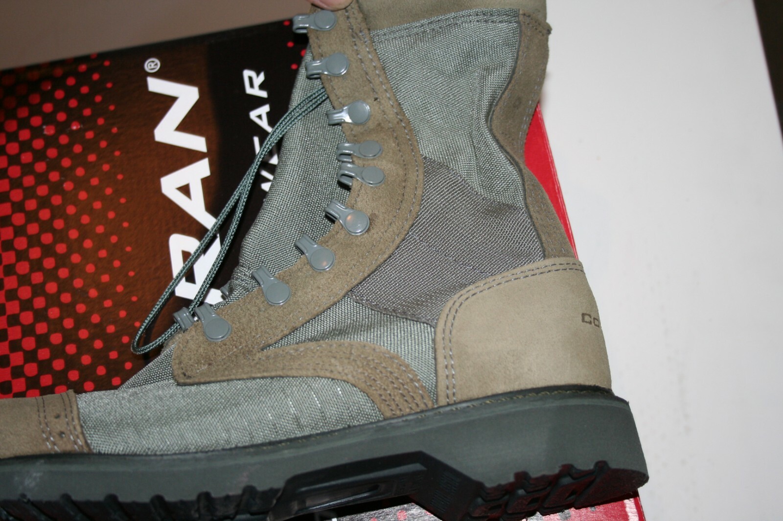 NEW Corcoran Women’s 10″ Marauder Military Boot 87257 Sage Green Tan Size 5.0 M