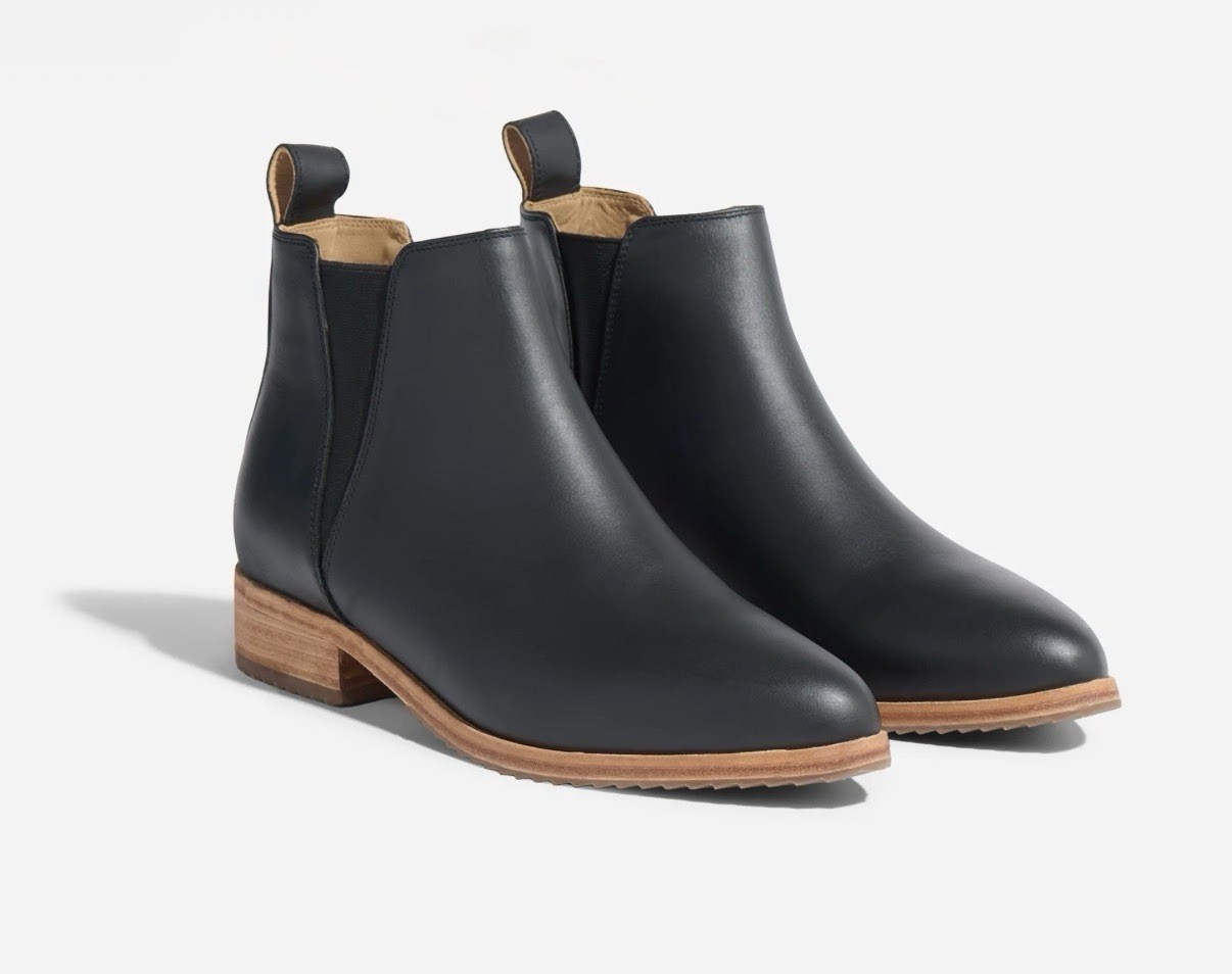 Nisolo Everyday Chelsea Boot Black Leather Womens 6.5 Medium New In Box