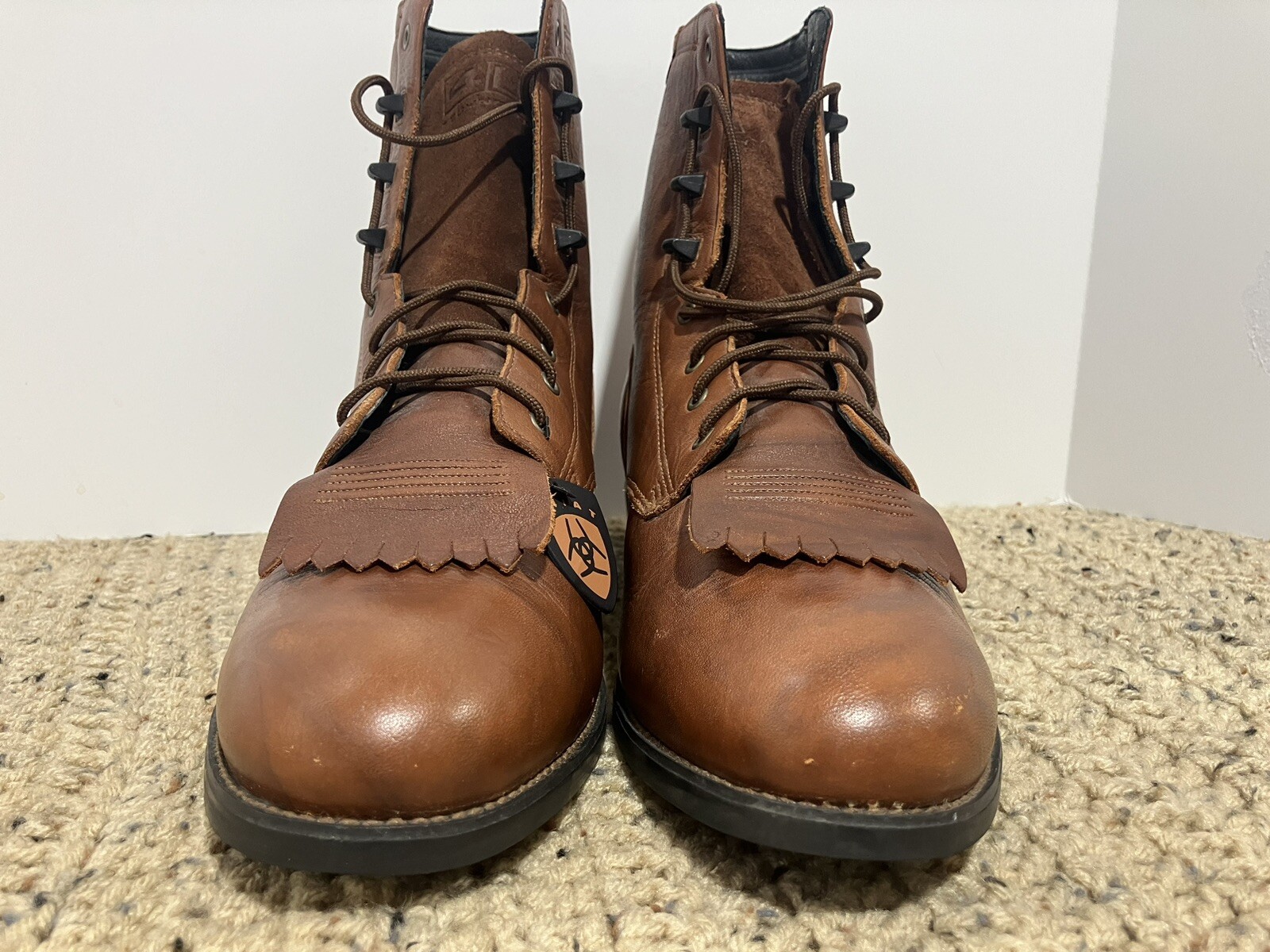 Pair ARIAT Heritage Style 33503 Women’s Leather Boots. New In Box.