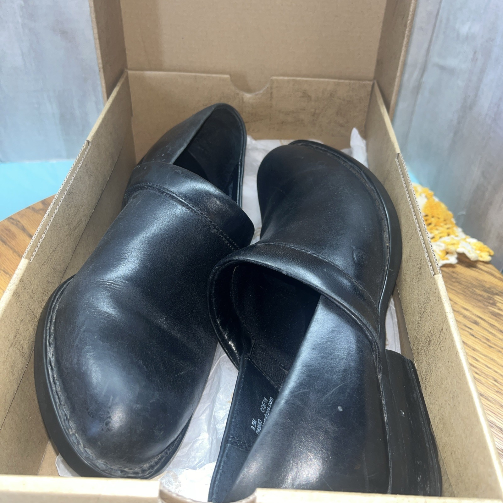 Born Marka Black Slip On Ankle Shoe Women’s Sz 8.5 Leather Upper 1.5” Heel