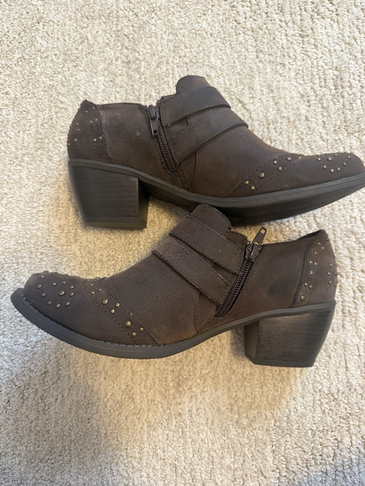 Women’s Ruff Hewn Nadine Brown Studded Zip Up Ankle Boots Size 7.5M Pre-Owned
