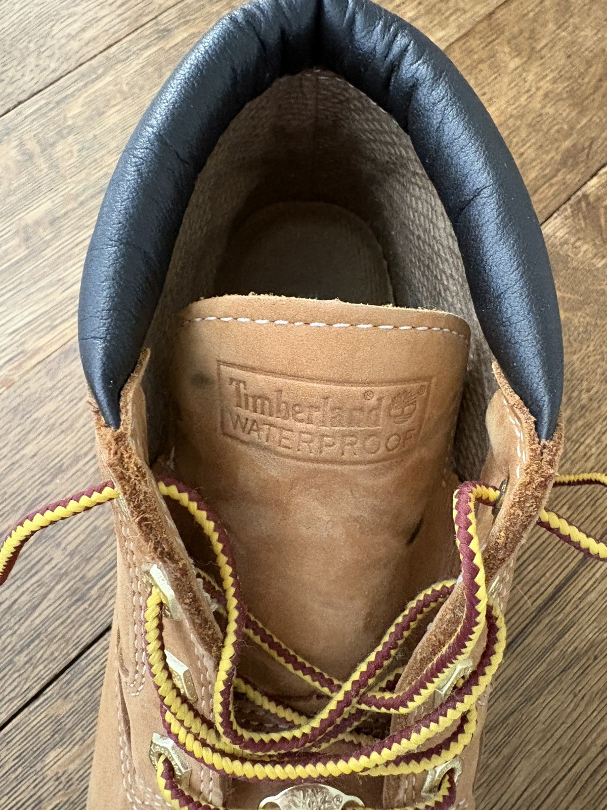Timberland Classic Construction Style Lace Up Ankle Boots Women’s Size 9