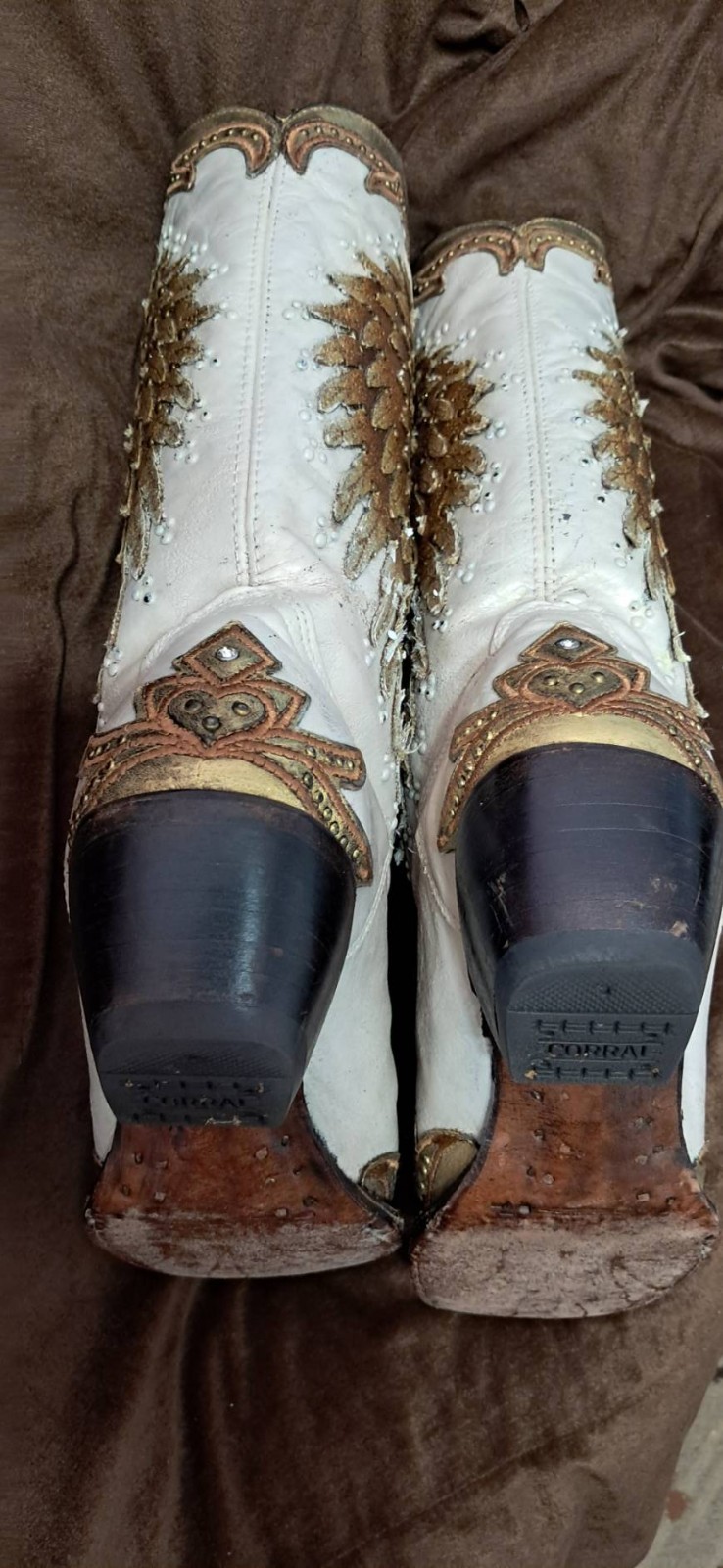 CORRAL VINTAGE ANGEL WINGS Embroidery WITH CRYSTAL Snip Toe BOOT 7.5 M