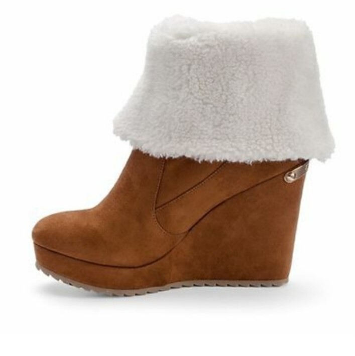 NIB Women Juicy Couture Fold-Over Wedge Kasia KING Koded Keeper Kave Koala Boots