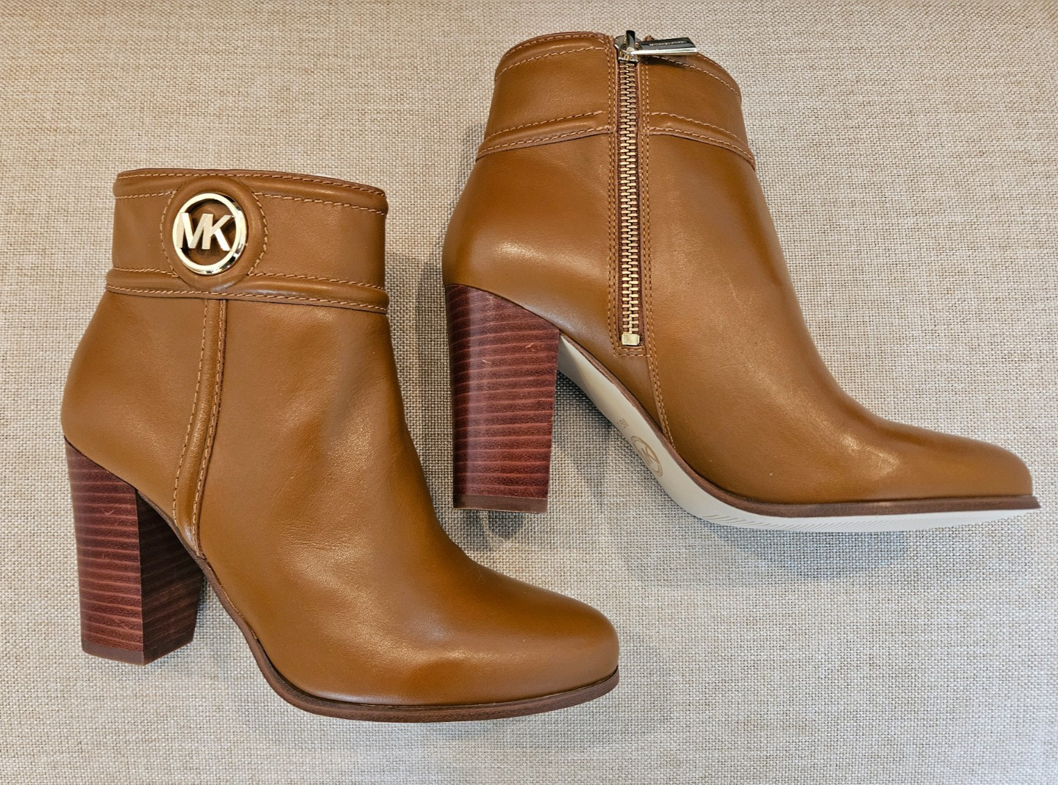 Michael Kors – Brown Ankle Booties with Heel Gold MK – Women’s Size 7.5 (NEW)