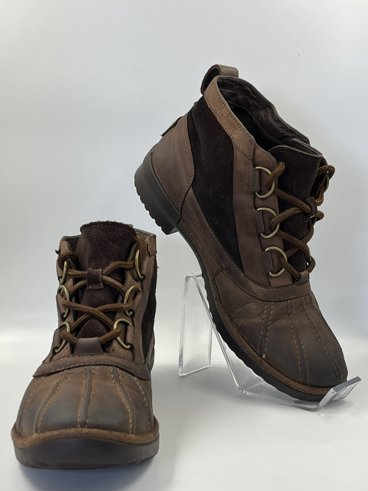 Ugg Boots Heather Brown Distressed Leather Duck Boots Women’s Size 8/39 M