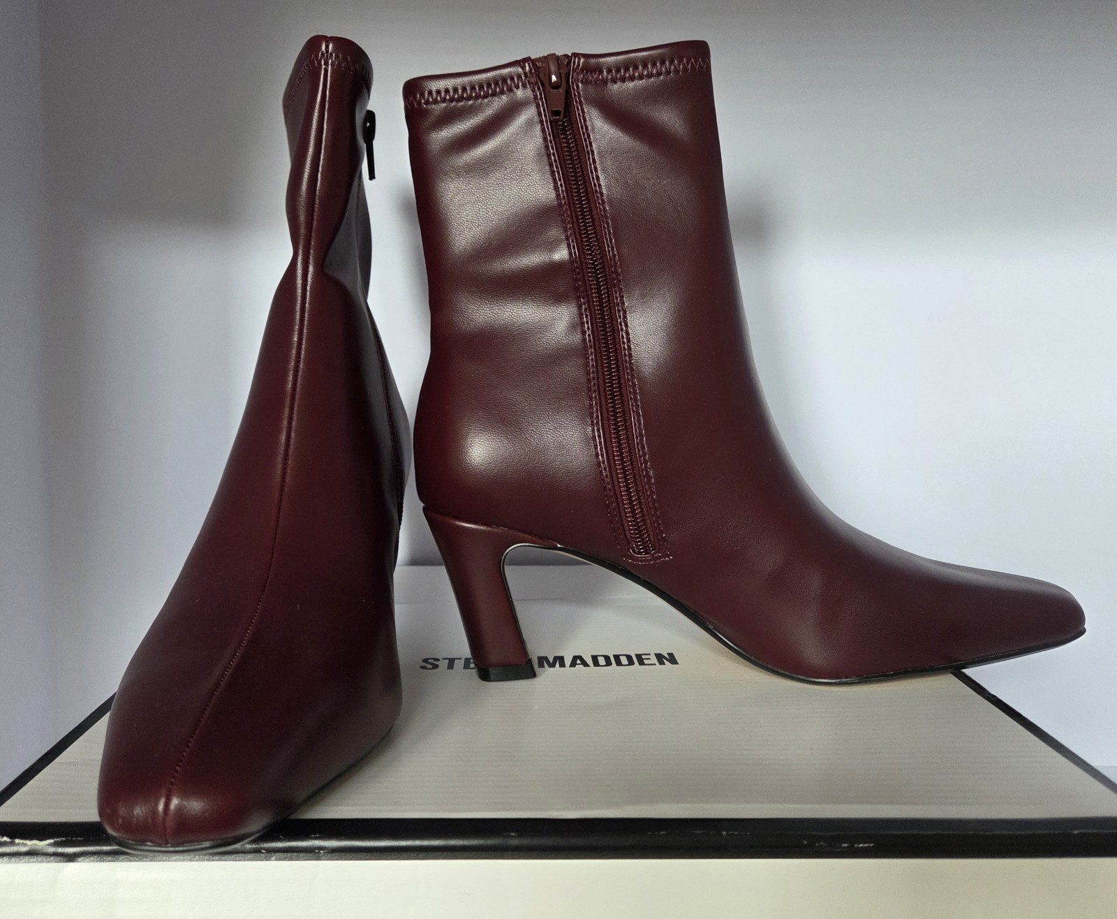 Steve Madden Willah Burgundy Boots