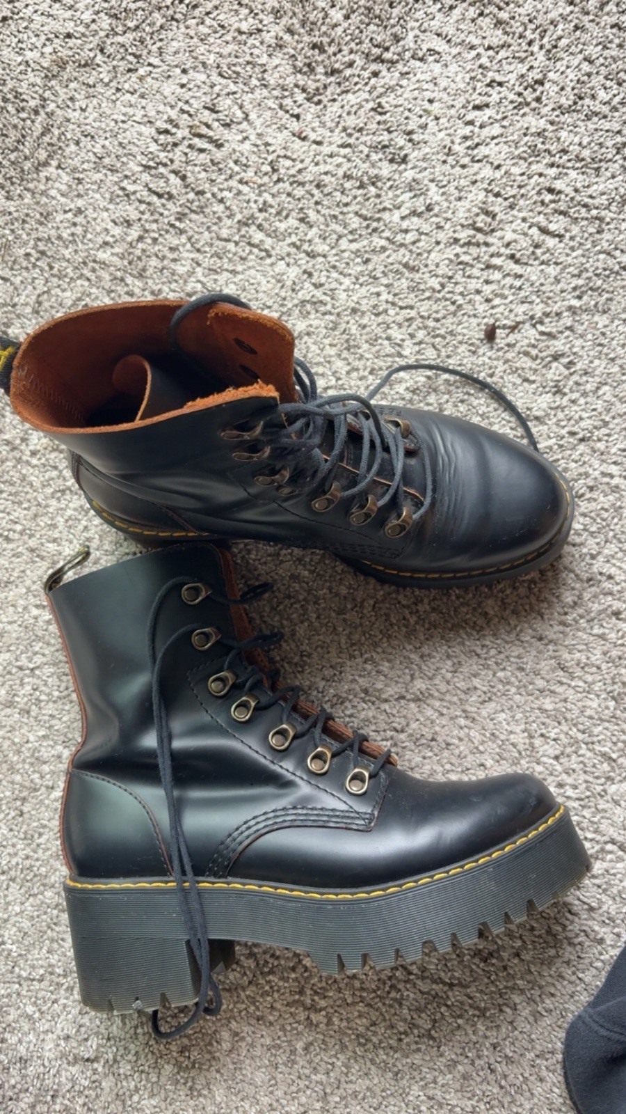 Dr. Martens Jadon Platform Leather Women’s Boot Black Polished Smooth, Sz 9US