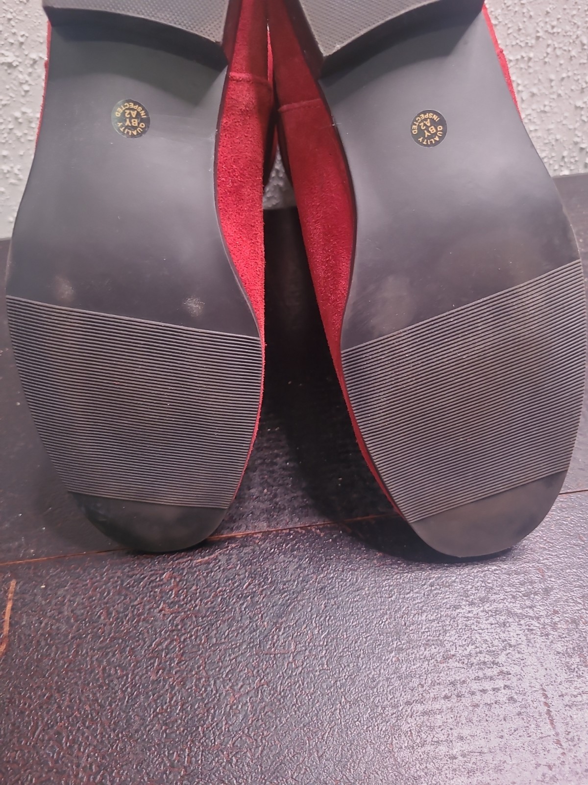 JC Penney St. John’s Bay Slouchy Christmas Red Boots Womens 8 Suede Leather