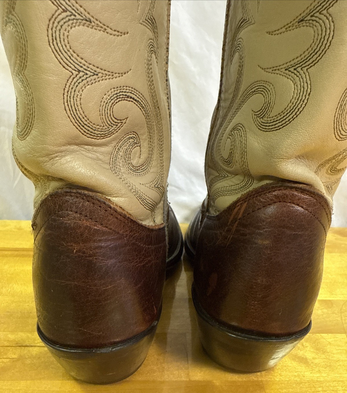 Durango Boots Woman Size 6 1/2 M Leather Upper Western Brown/Beige 17792W in GC