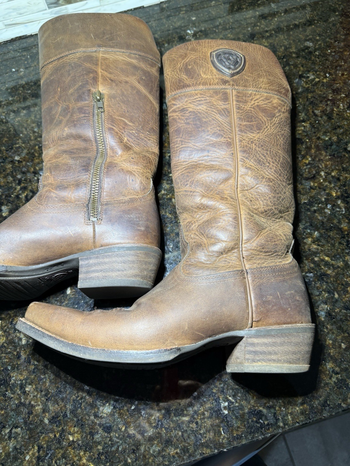 NEW Ariat Chandler 10011936 Distressed Brown Riding Boots 7-1/2 B 14”shaft