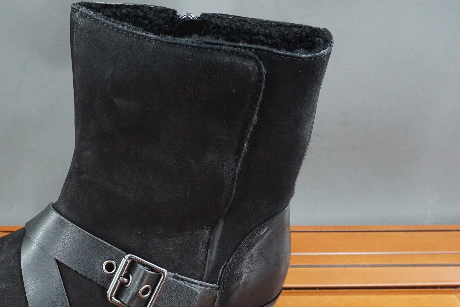 Softwalk Rayne Shoes Womens 8.5 Black Leather Pull On Casual Mid Buckle Bootie