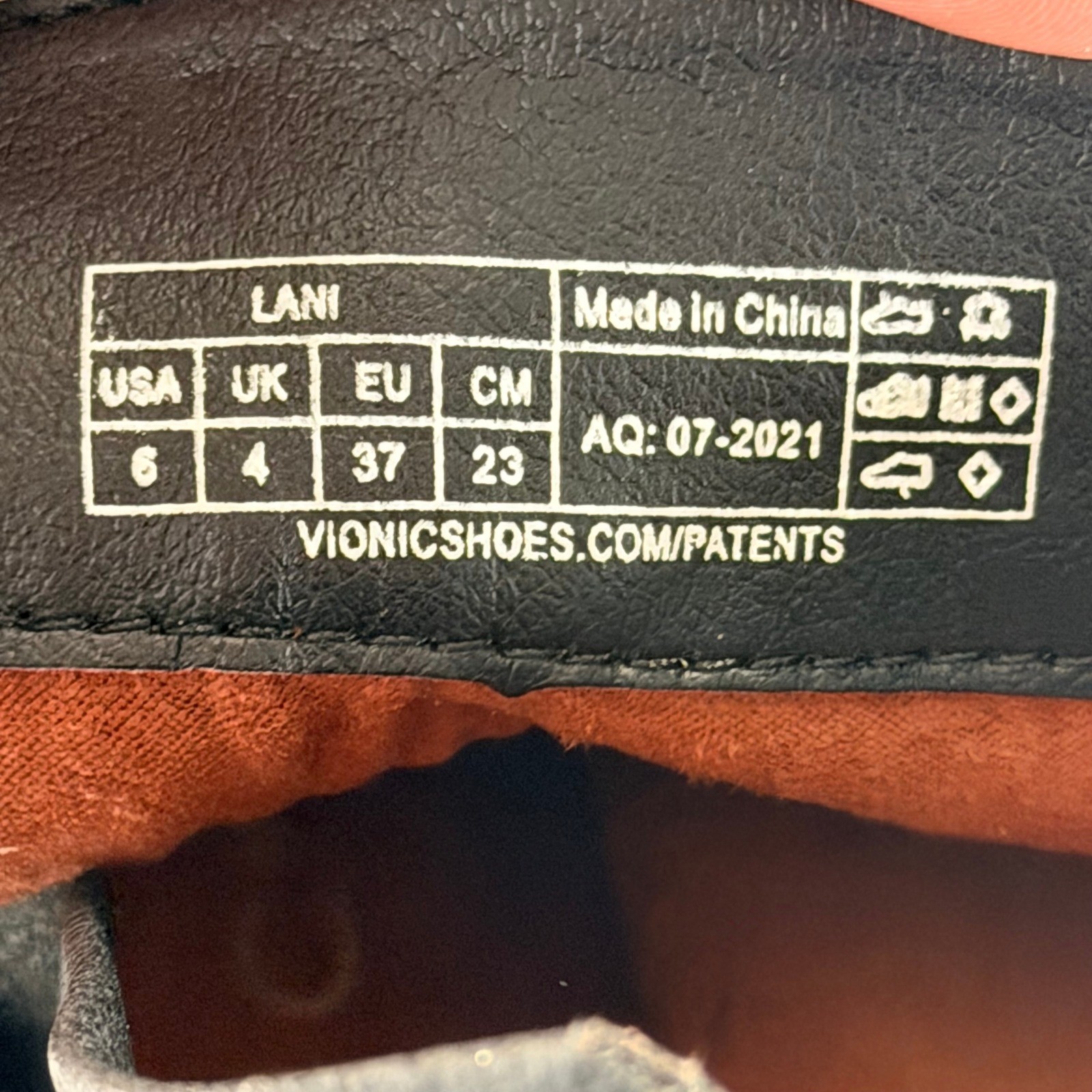 Vionic Lani Boots Womens 6 Black Leather Ankle Side Zip Combat Biker Moto Grunge