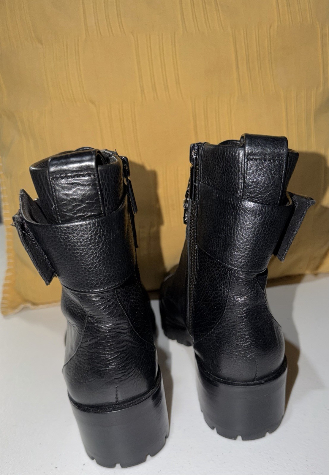 Karl Lagerfeld Pippa Women’s Black Leather Ankle Combat Boots Zip 8.5 M