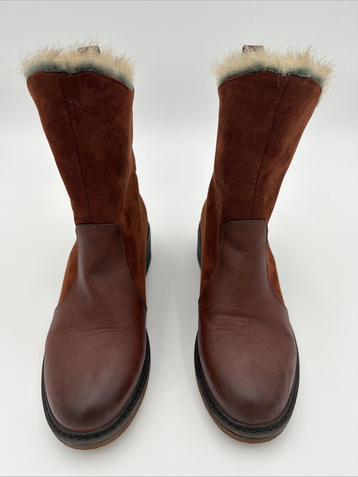 Patrizia Saige Red Brown Suede Leather Booties Fur Upper Women’s Size 6.