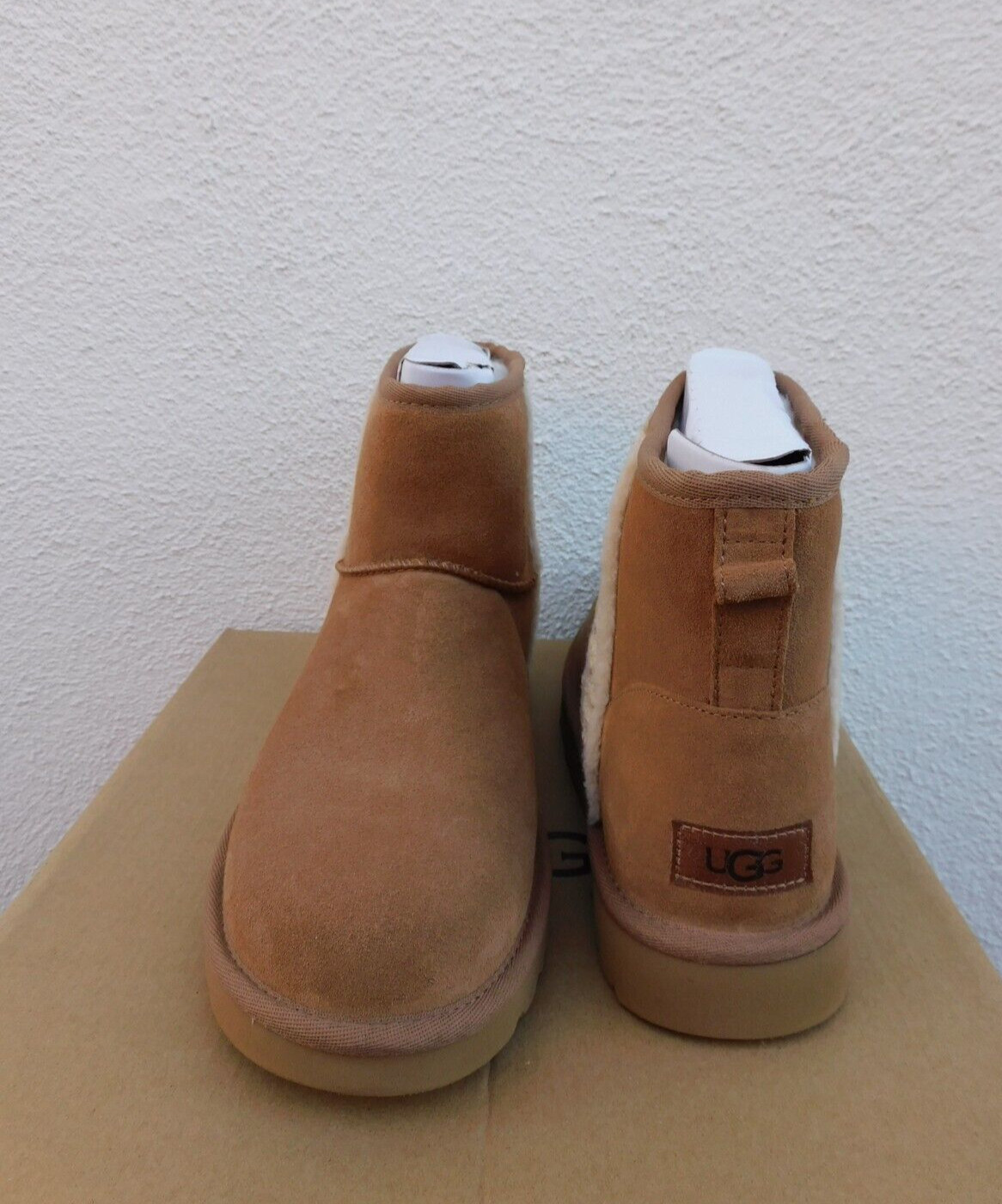 UGG CHESTNUT CLASSIC MINI SHEARLING LOGO SUEDE/ WOOL BOOTS, US 6/ EUR 37 ~NIB
