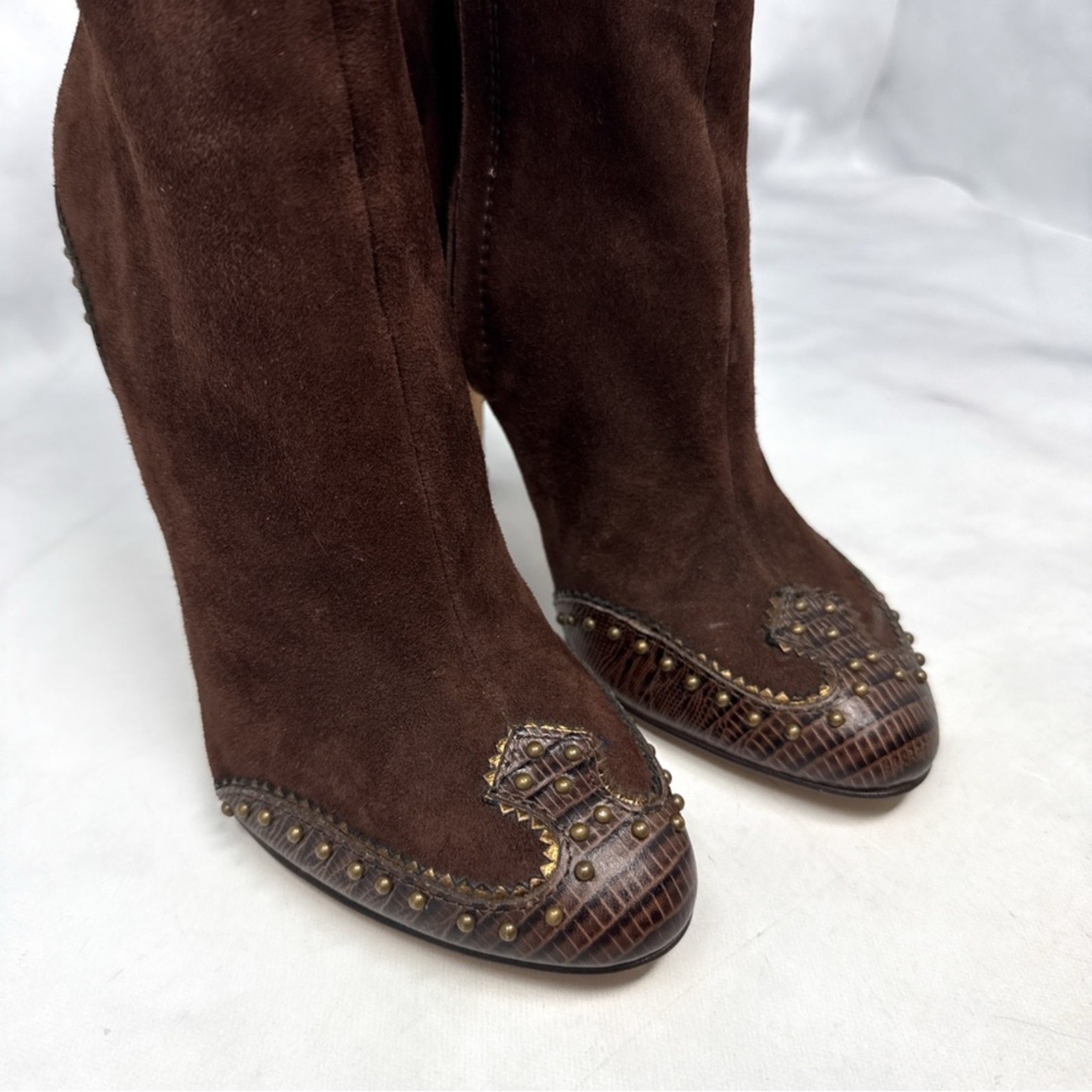 NEW Giuseppe Zanotti Vicini Vintage Y2K Suede Western Studded Heeled Ankle Boots