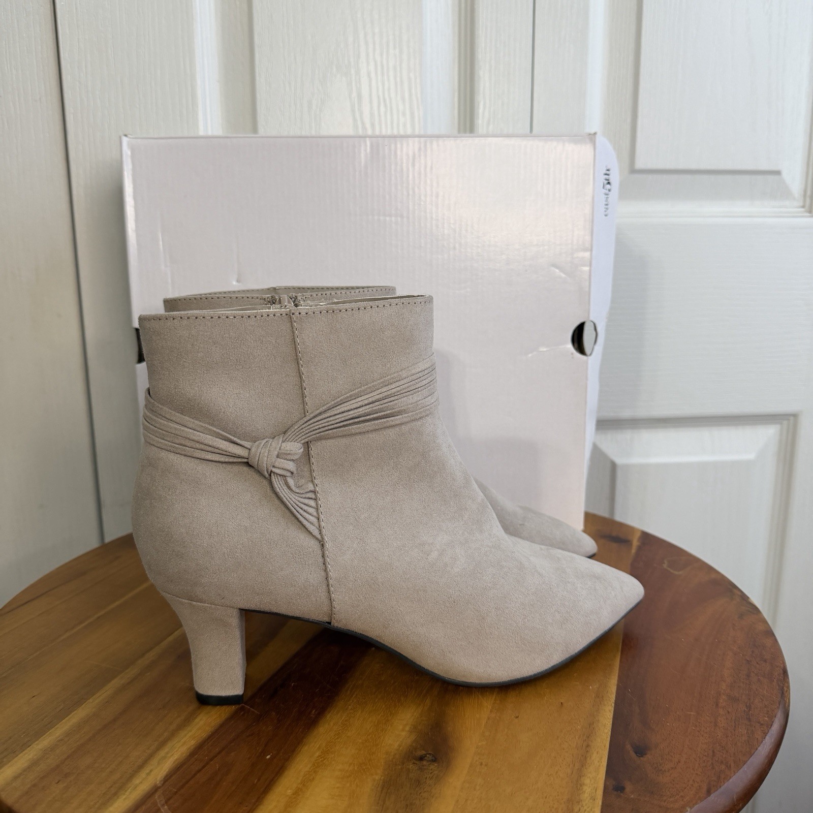 East 5th Avenue Mander Koala Heel Ankle Booties Women’s Size 8.5W NEW Business