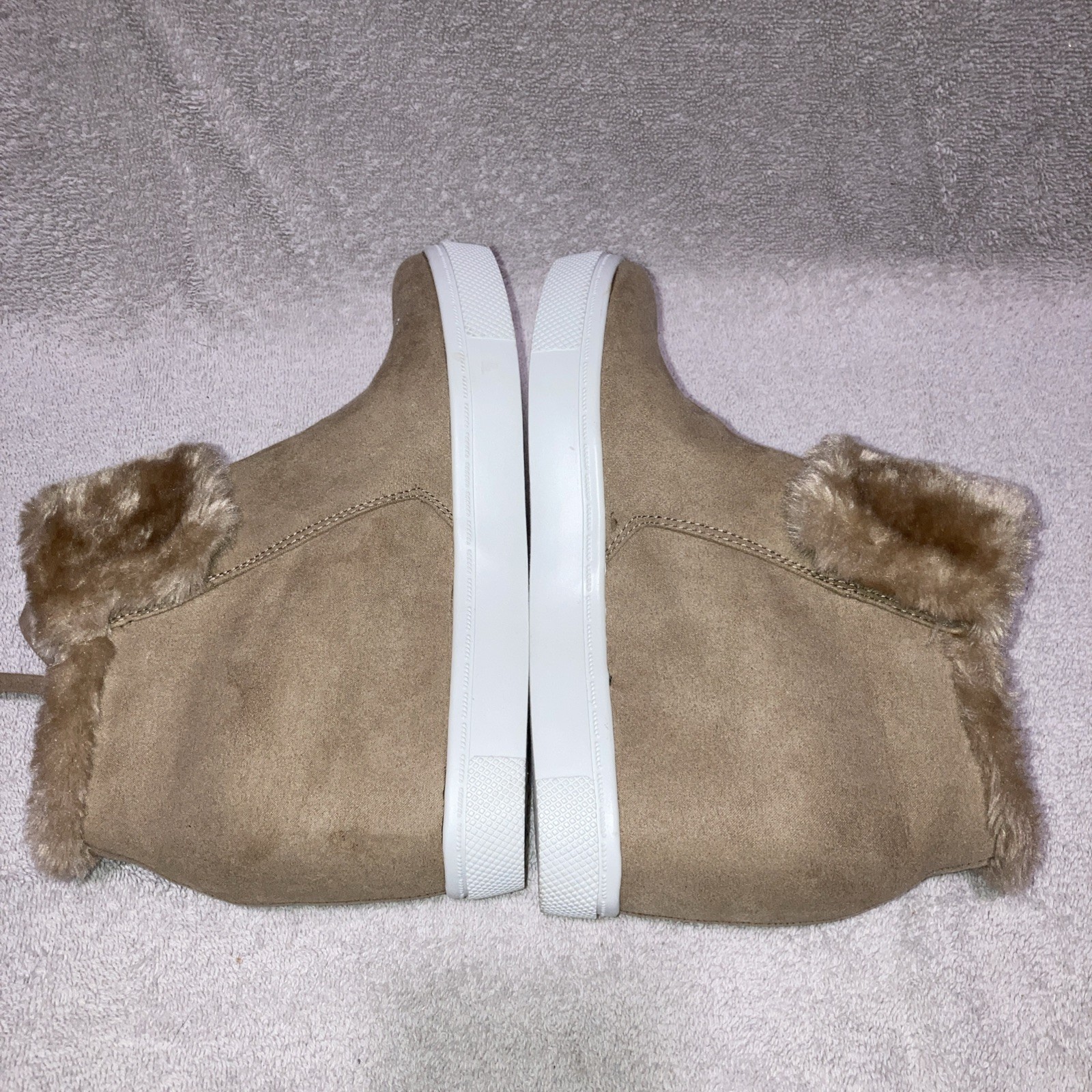 Brash Tan Hidden Wedge Y2K Faux Suede Fur Ankle Boots Zipper Tasseled Size 7.5