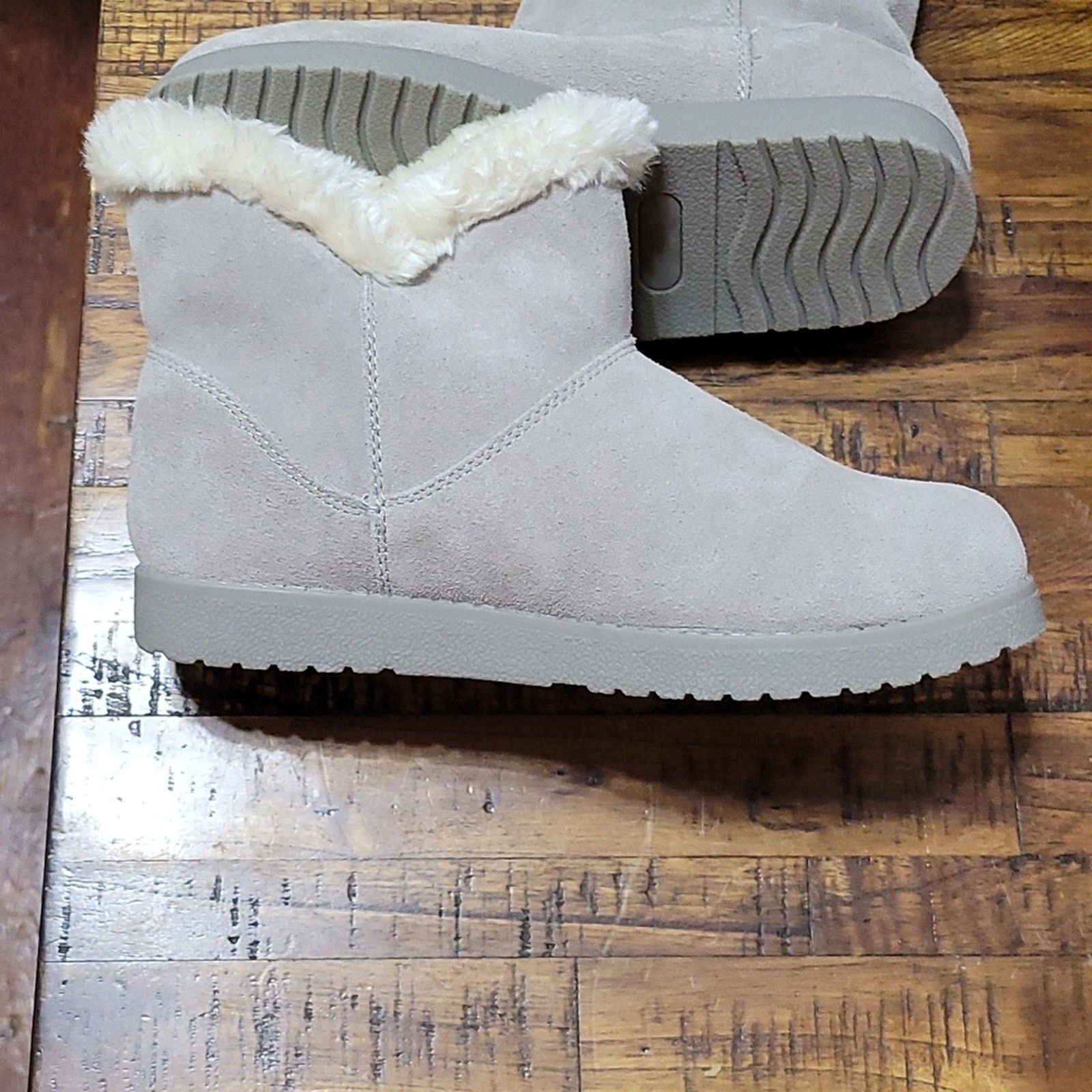 Universal Thread Mid Shearling Style Boots, Sz 7W, NWOT