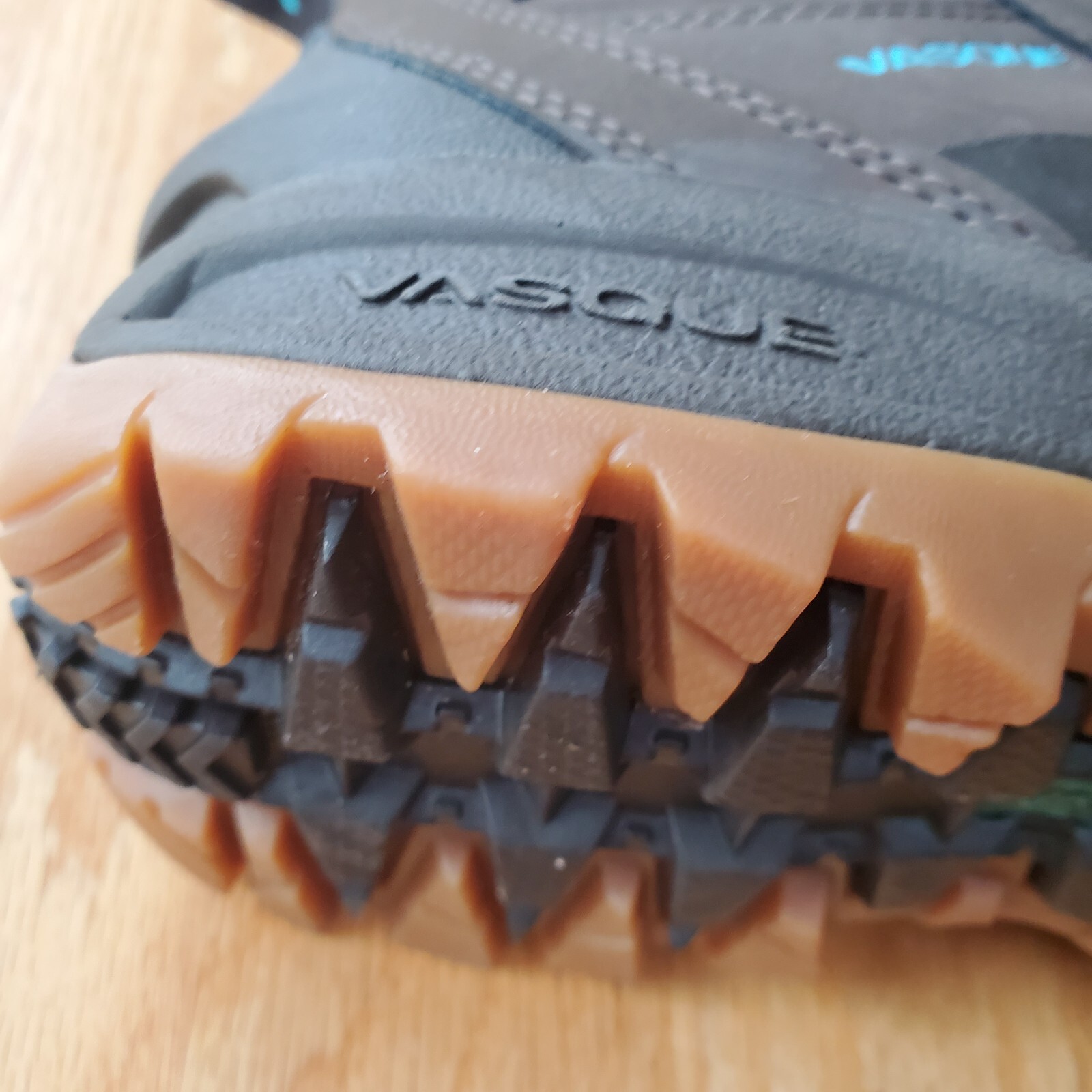 Vasque Snowblime Women 7.5M / 38 UltraDry Insulated Waterproof Hiking Boots 7839