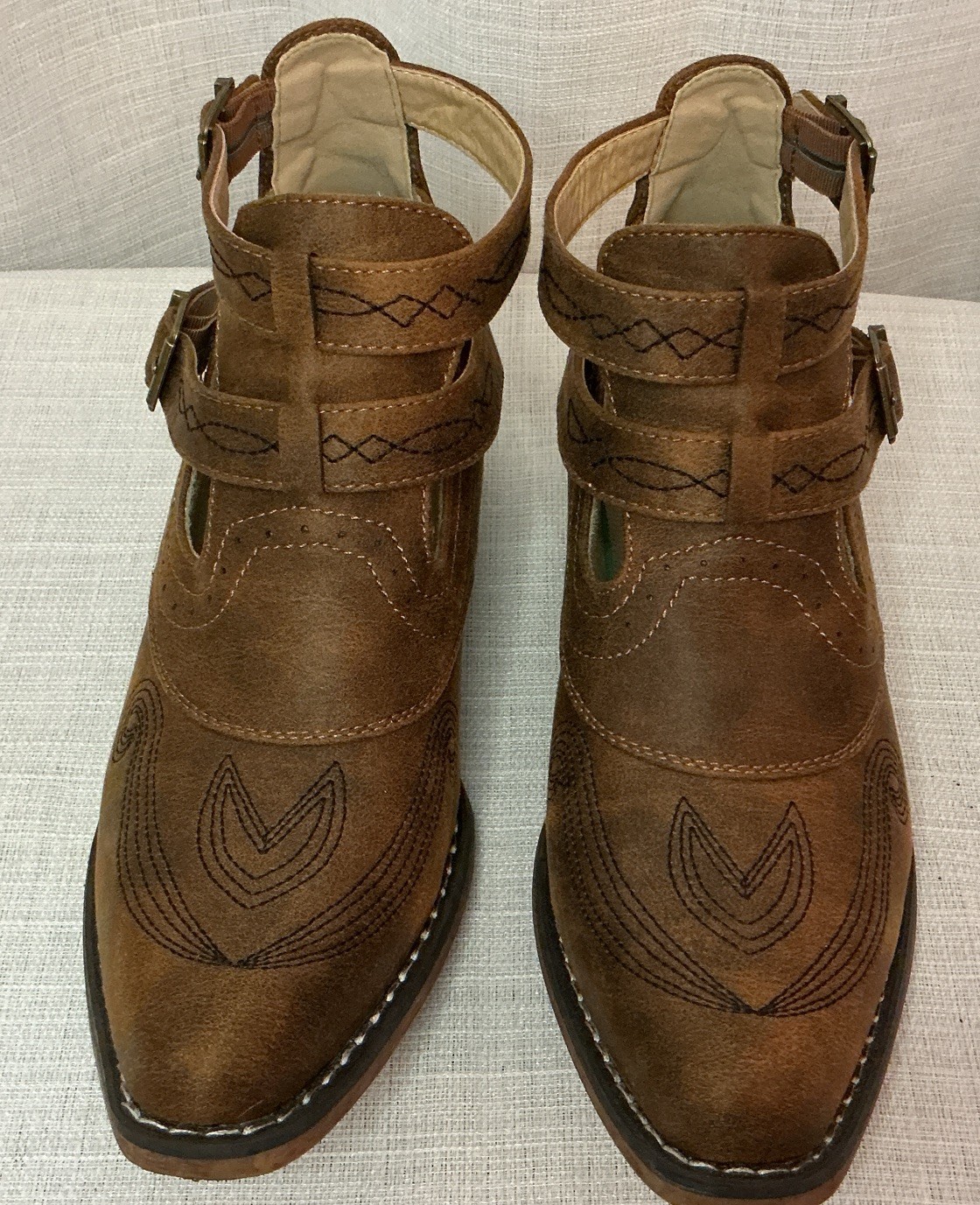 Roper Willa Fashion Ankle Brown Strappy Cowboy Boot Women’s Size 8.5 Bootie