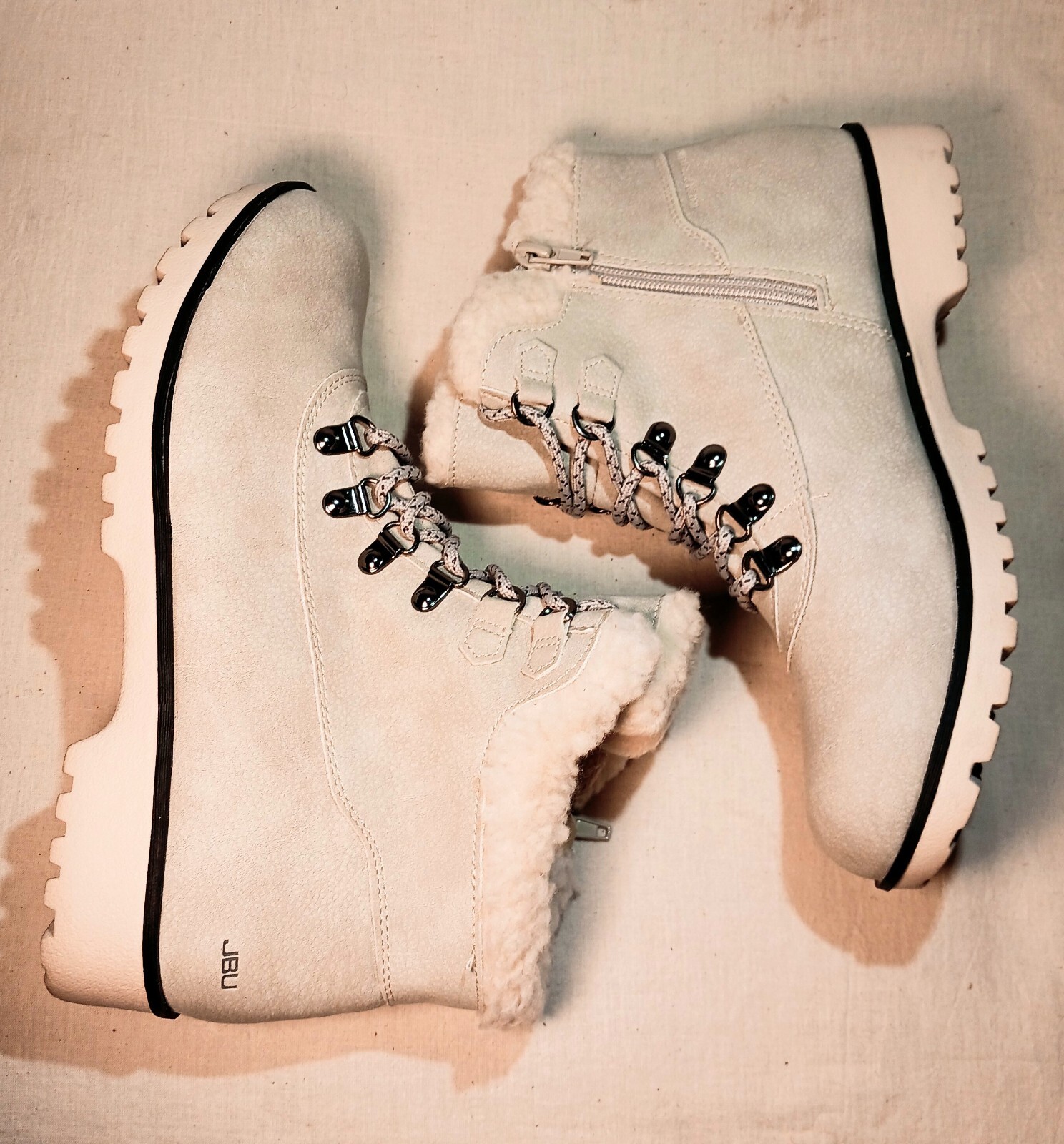 JSport Bluestone Women’s All Terra Boot, Stone White SIZE 9