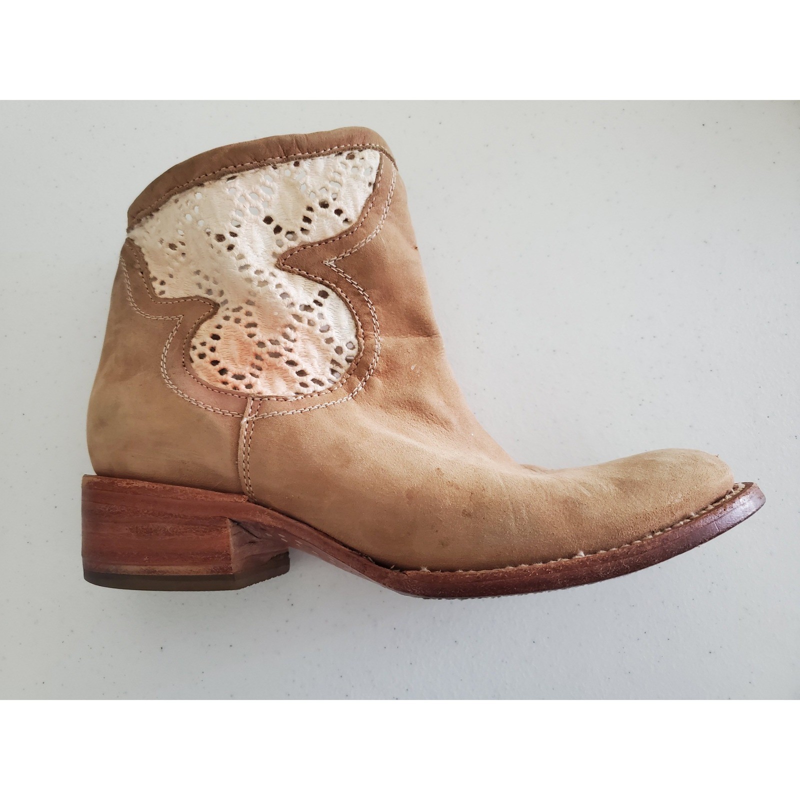 Freebird 7 Halo Tan Leather Crochet Lace Western Ankle Boots FB-CBCRO Boho