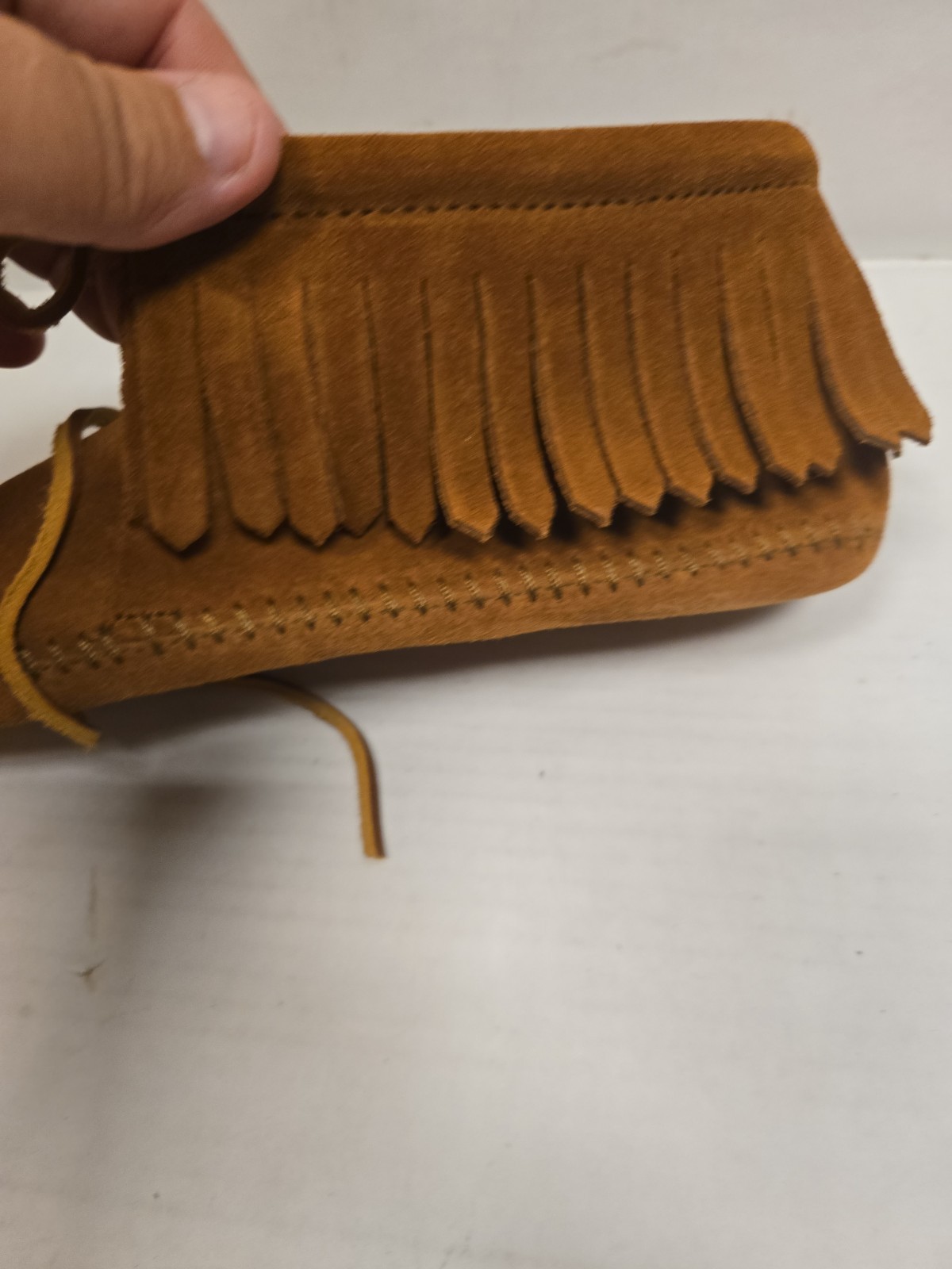 Minnetonka Classic Fringe Moccasin Fringe Boots Brown Suede Lace Women’s 11 US