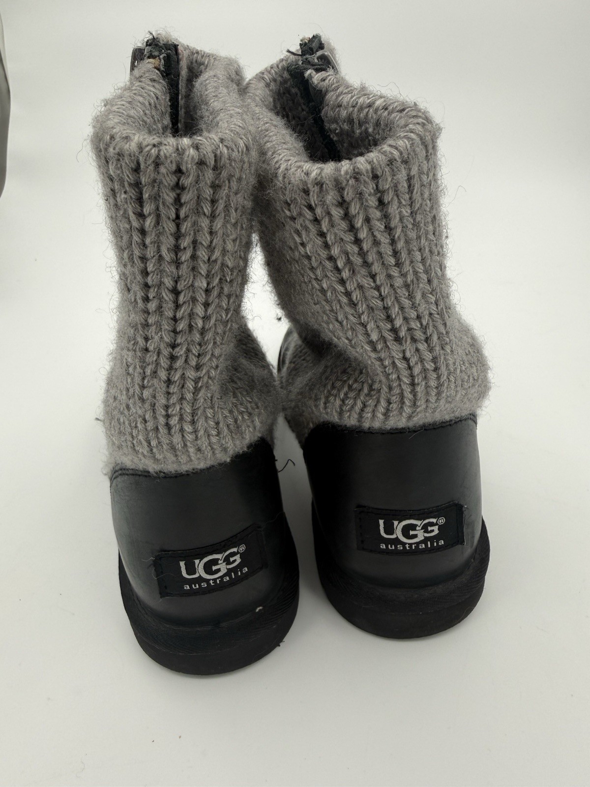 UGG Rosalie Boot Women Sz 7 Grey Knit Leather Zipper Mid Calf Winter RN 1009006