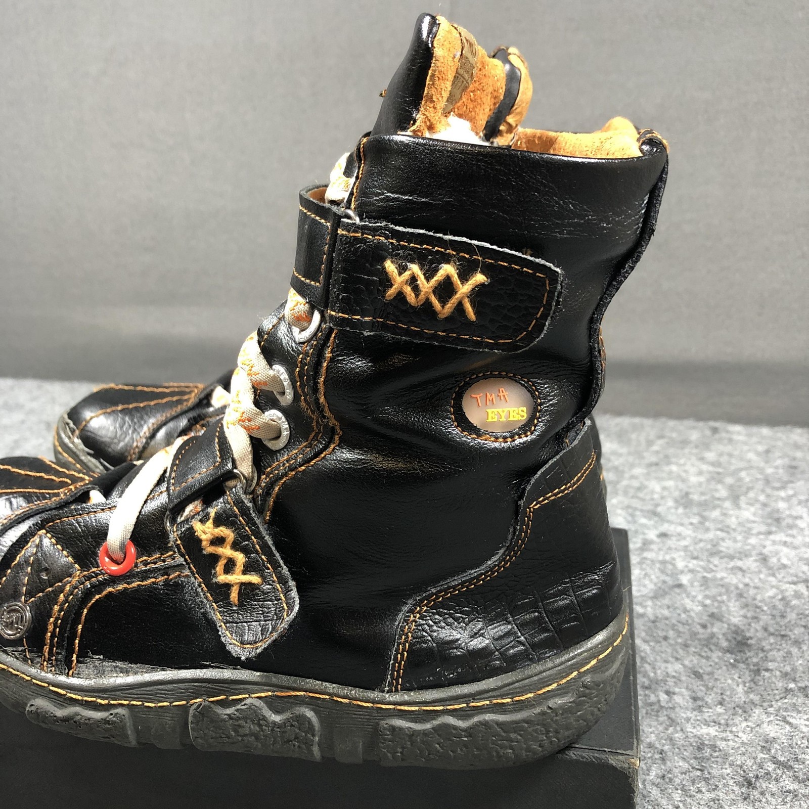 TMA Eyes Snow Boots Womens 7.5 Black Leather Faux Fur Lined Lace Zip Mid Calf