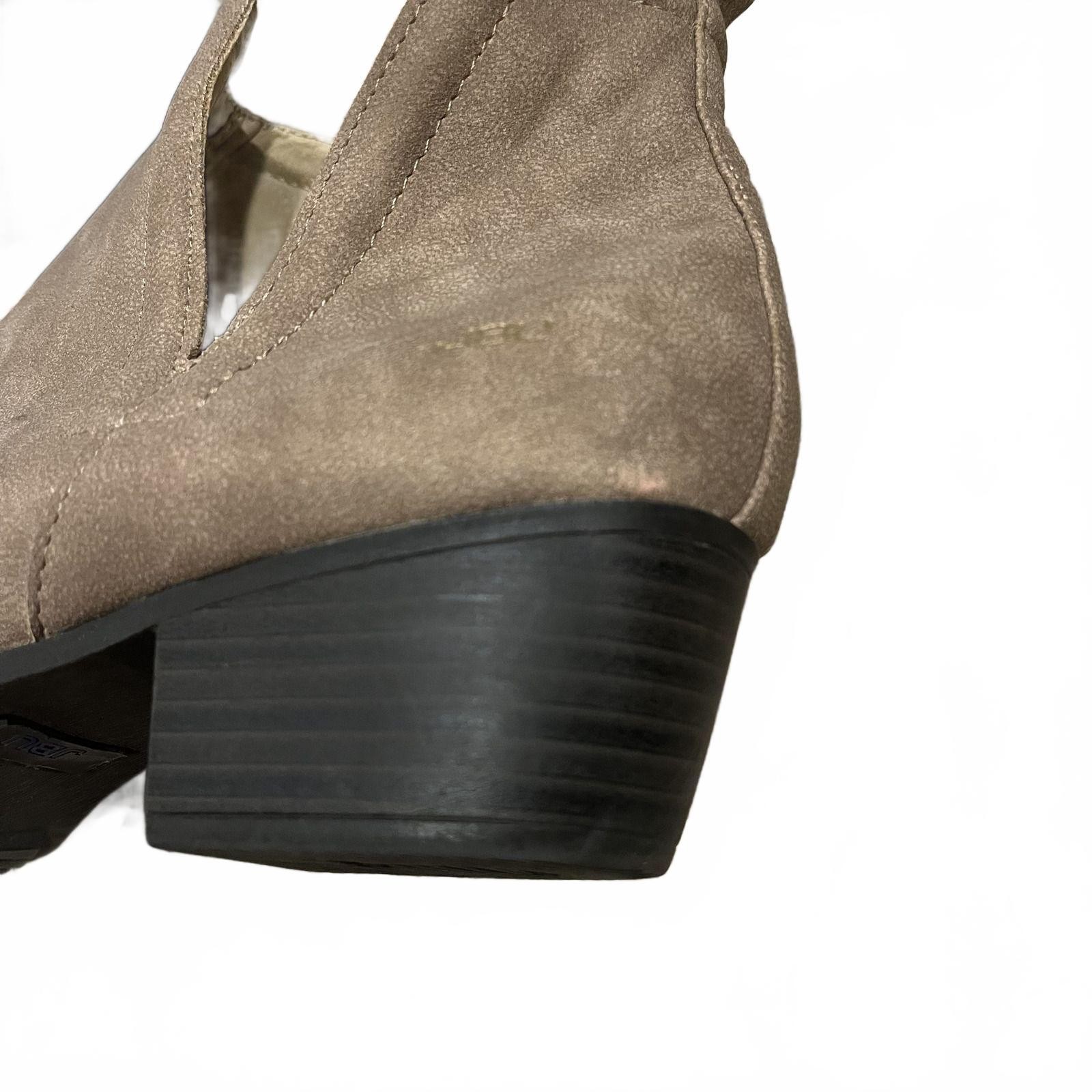 JBU by Jambu Taupe Faux Suede Ankle Booties 9